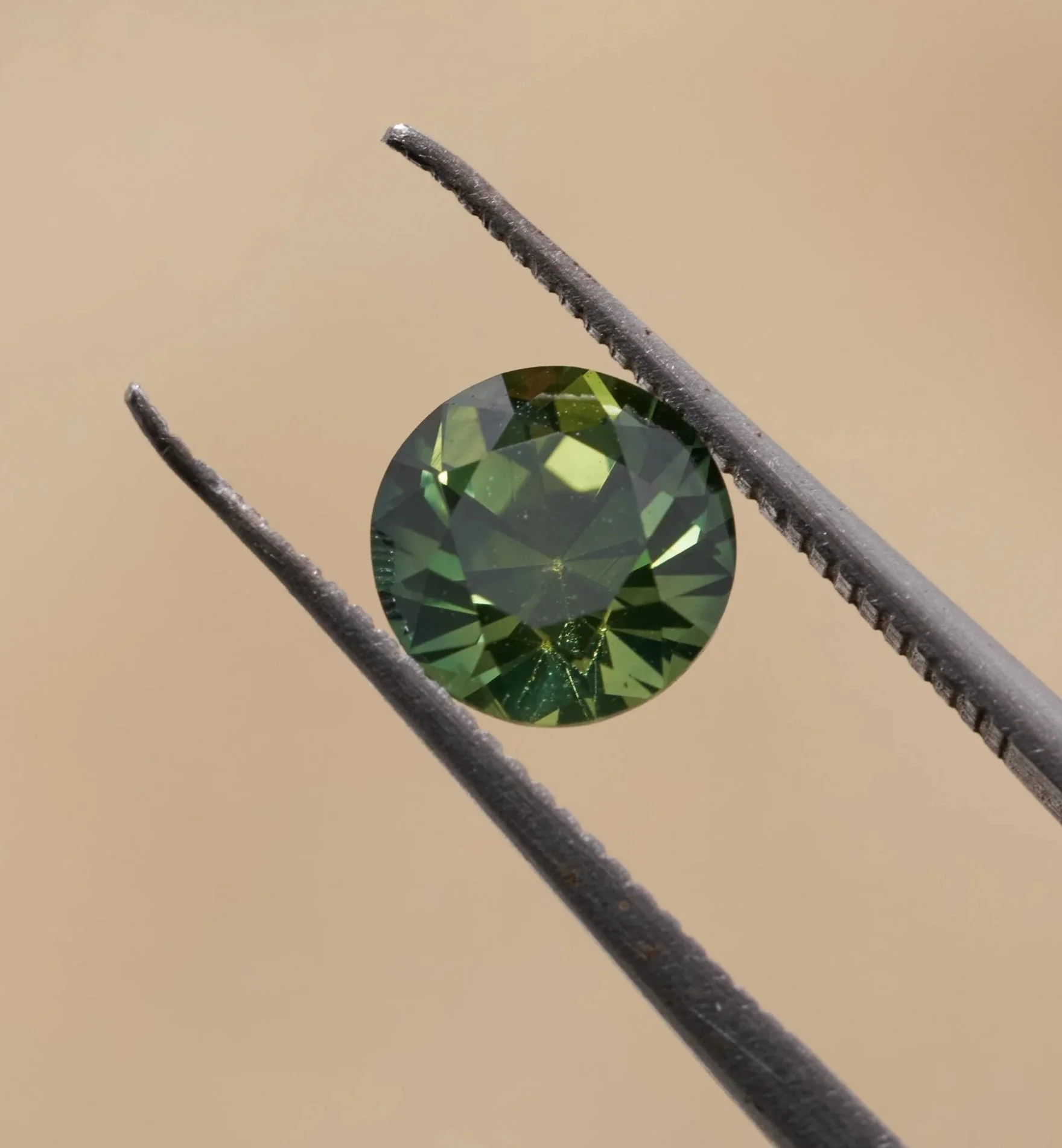 JB0059_ 1.23Ct _ $1538 _ Green _ Round 