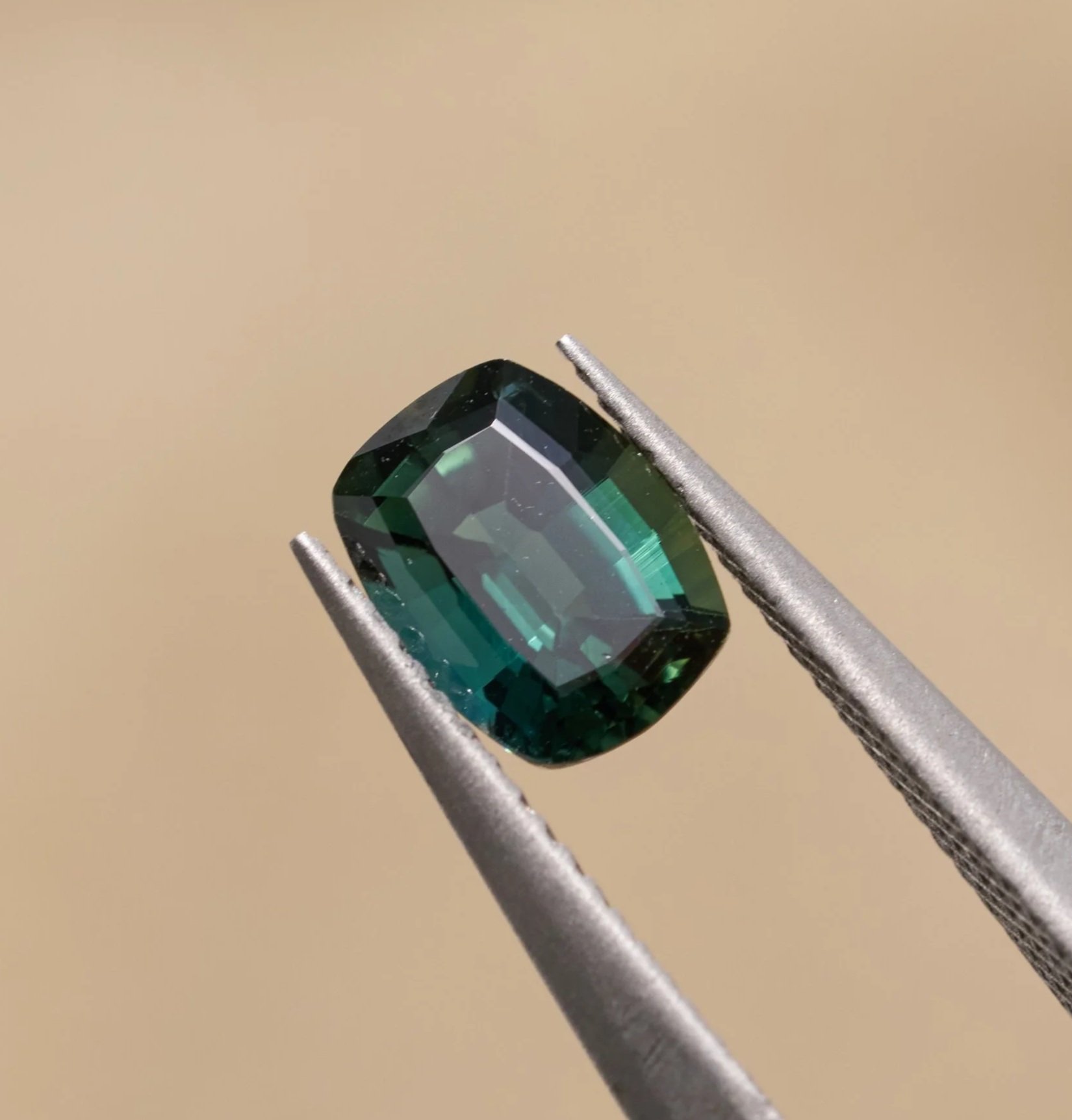 NG0122_ 1Ct _ $1250 _ Teal_Blue_Green _ Emerald 