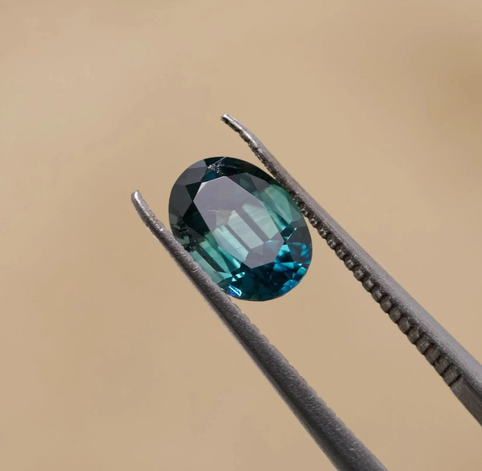 NG0167_ 1.15Ct _ $1438 _ Teal_Blue_Green _ Oval 