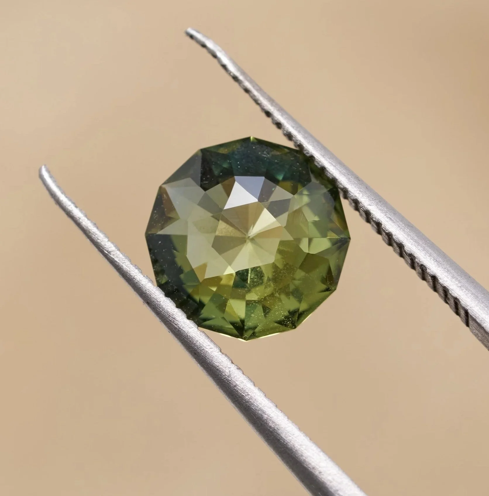 NDMG0353_ 1.3Ct _ $1300 _ Green _ Round 