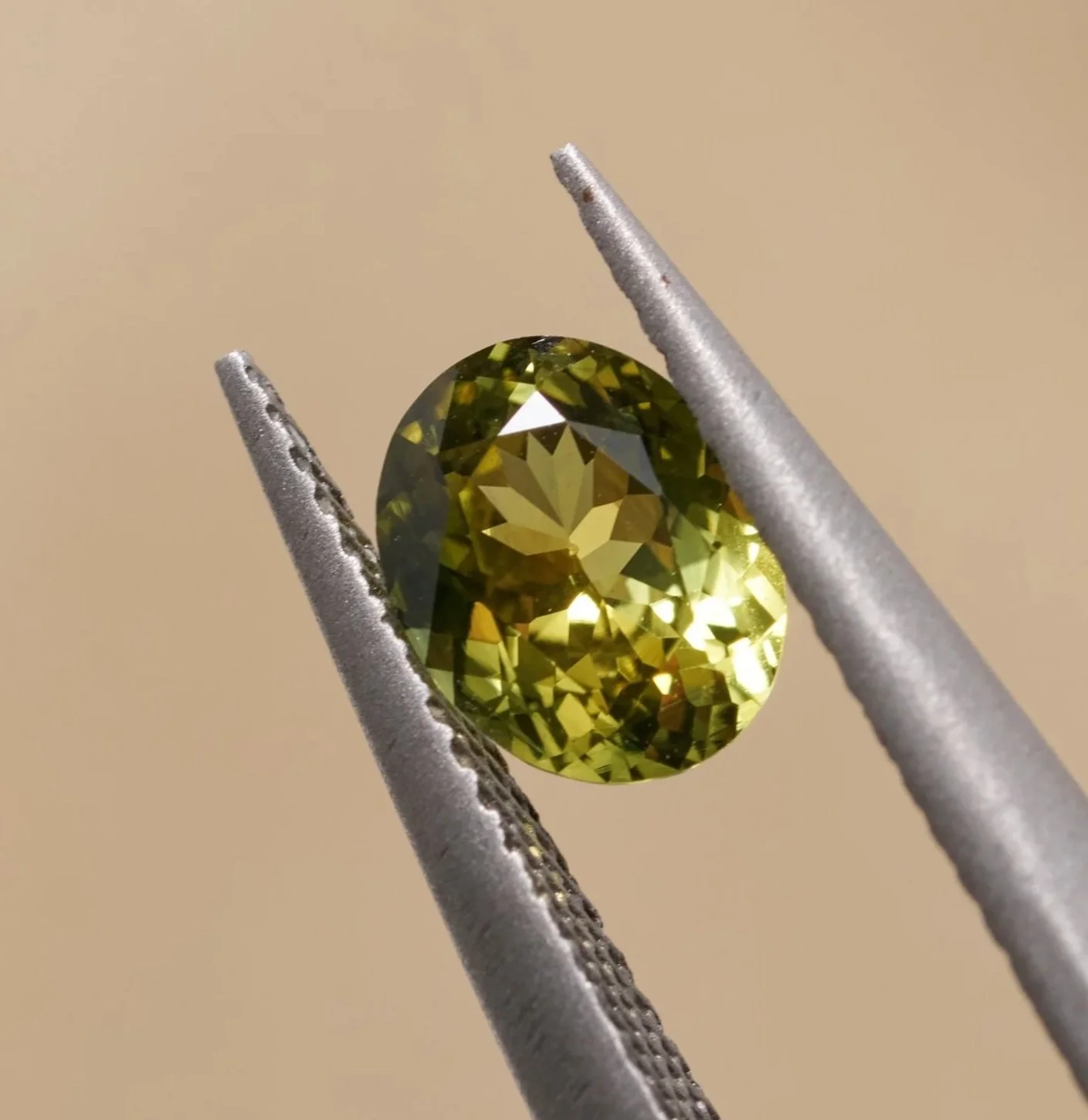 NDMG0358_ 0.65Ct _ $585 _ Yellow _ Oval 