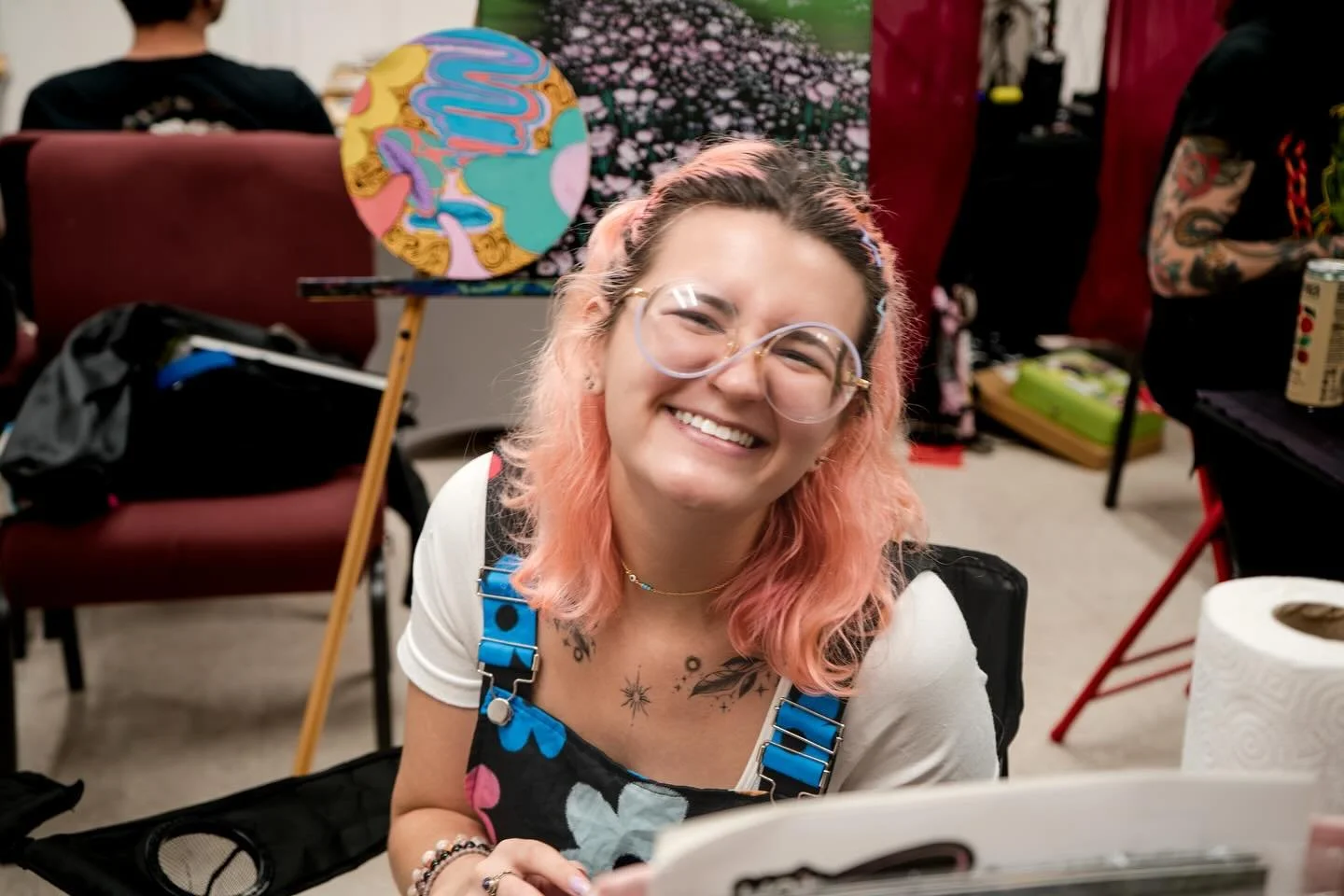 photo drop from the art &amp; oddities market (aug 23) ✨

i finally got the pictures back from last month&rsquo;s market and i&rsquo;m honestly still smiling going through them 🥹💖

this was my very first time vending and even though my setup wasn&r