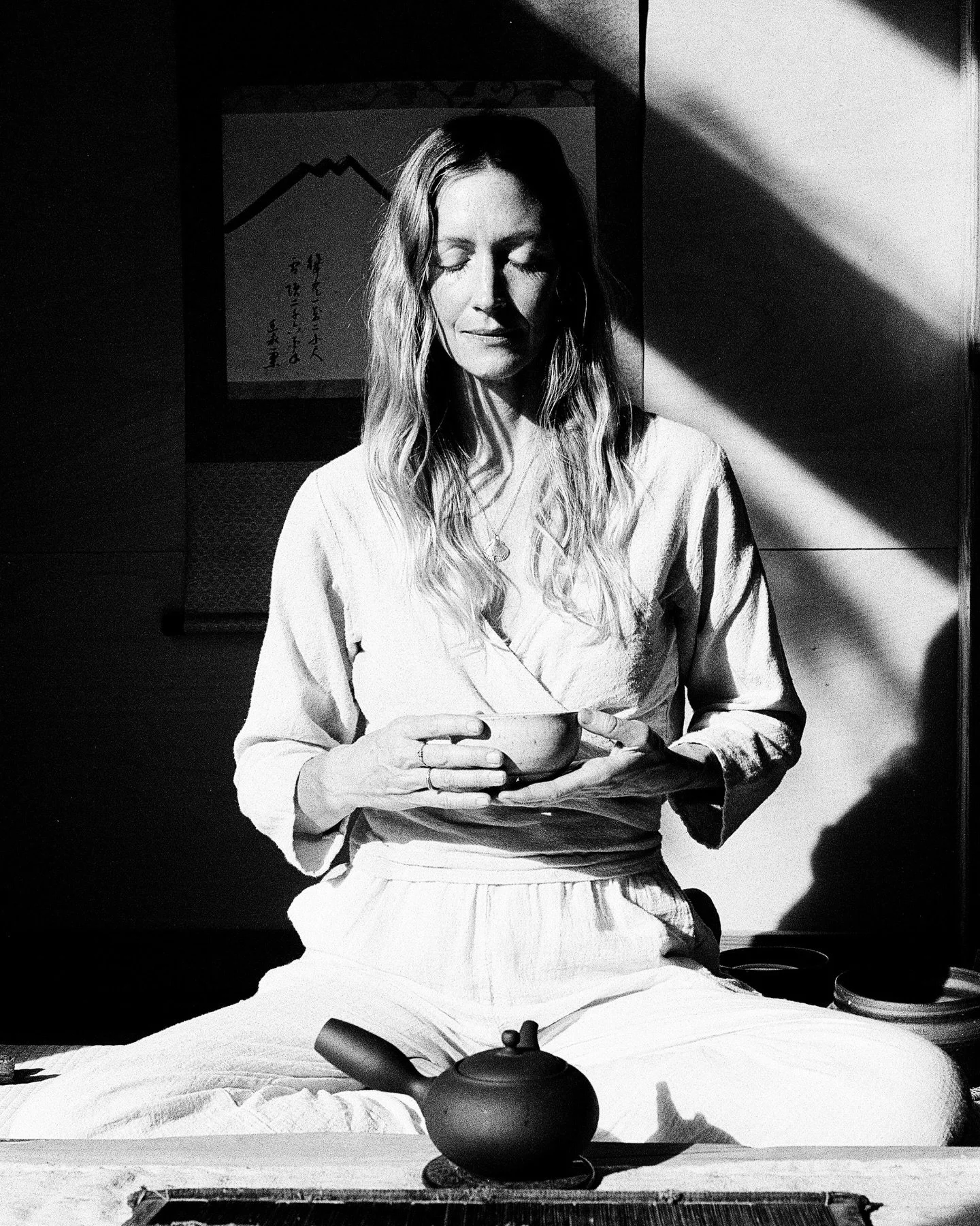 Some thoughts on branding 🕊️

First of all, we probably need a new word.
This one carries a lot of baggage.

Branding isn&rsquo;t manipulation.
It&rsquo;s the world you create for people to land in.

An invitation.

An offering of yourself.
The way 