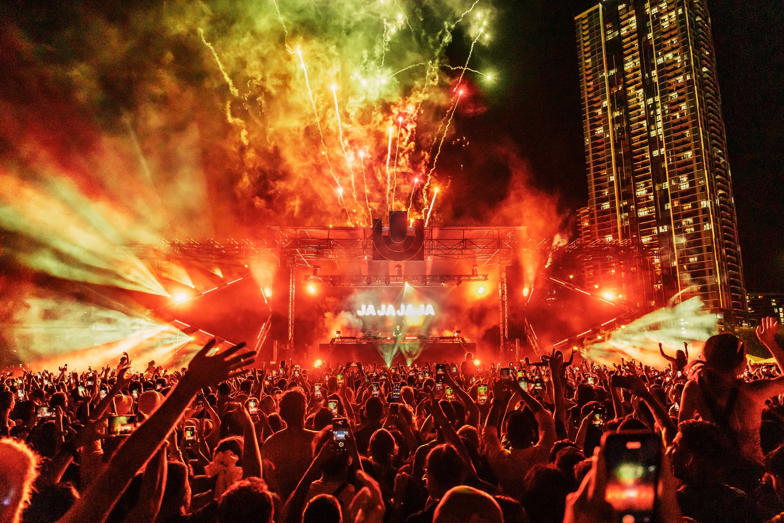 Ultra Beach 2024-1.jpg