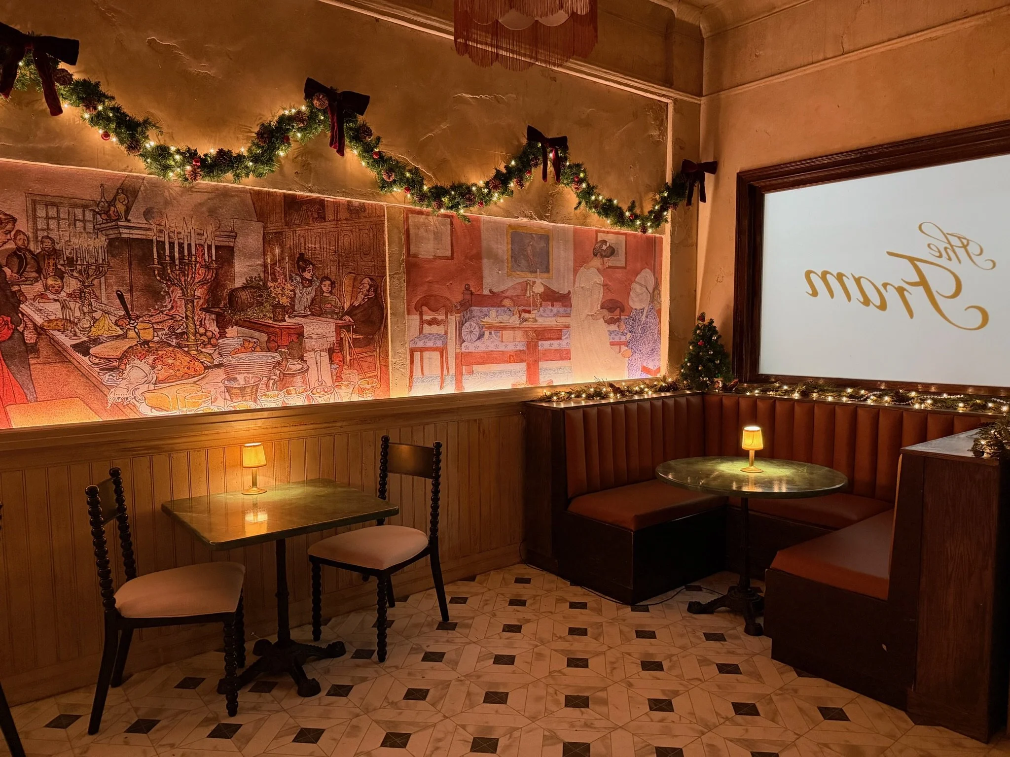 Set Decorator: Tara Pavoni