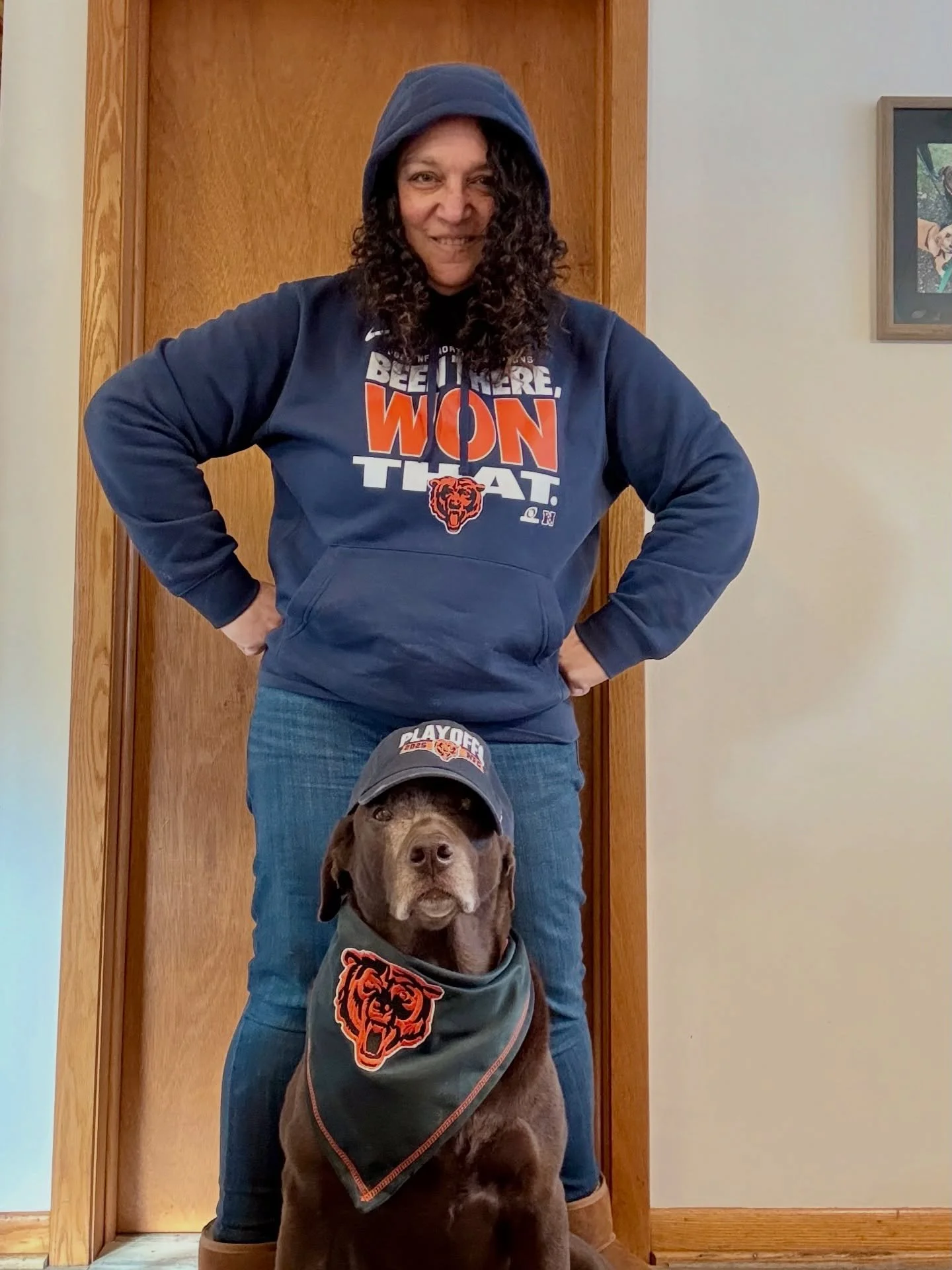 No pressure, Chicago Bears&hellip; but Chance would like to remind you that this would be a great week for some good news.

Especially if it involves grating some cheese 🧀

Bear down ! 🐻⬇️

#mydogisabearsfan #beardown🐻⬇️ #bearsvspackers #herewegoa