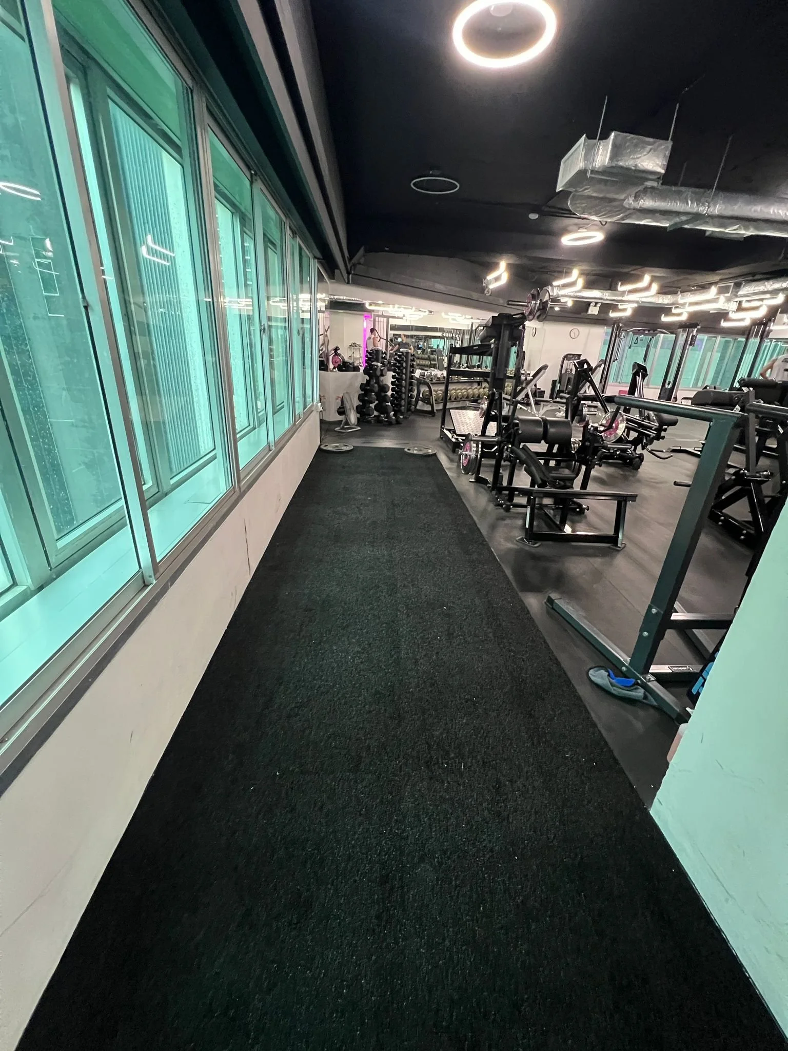 Astro Turf for Gyms: The Complete Guide (Density, Durability &amp; Performance Explained)