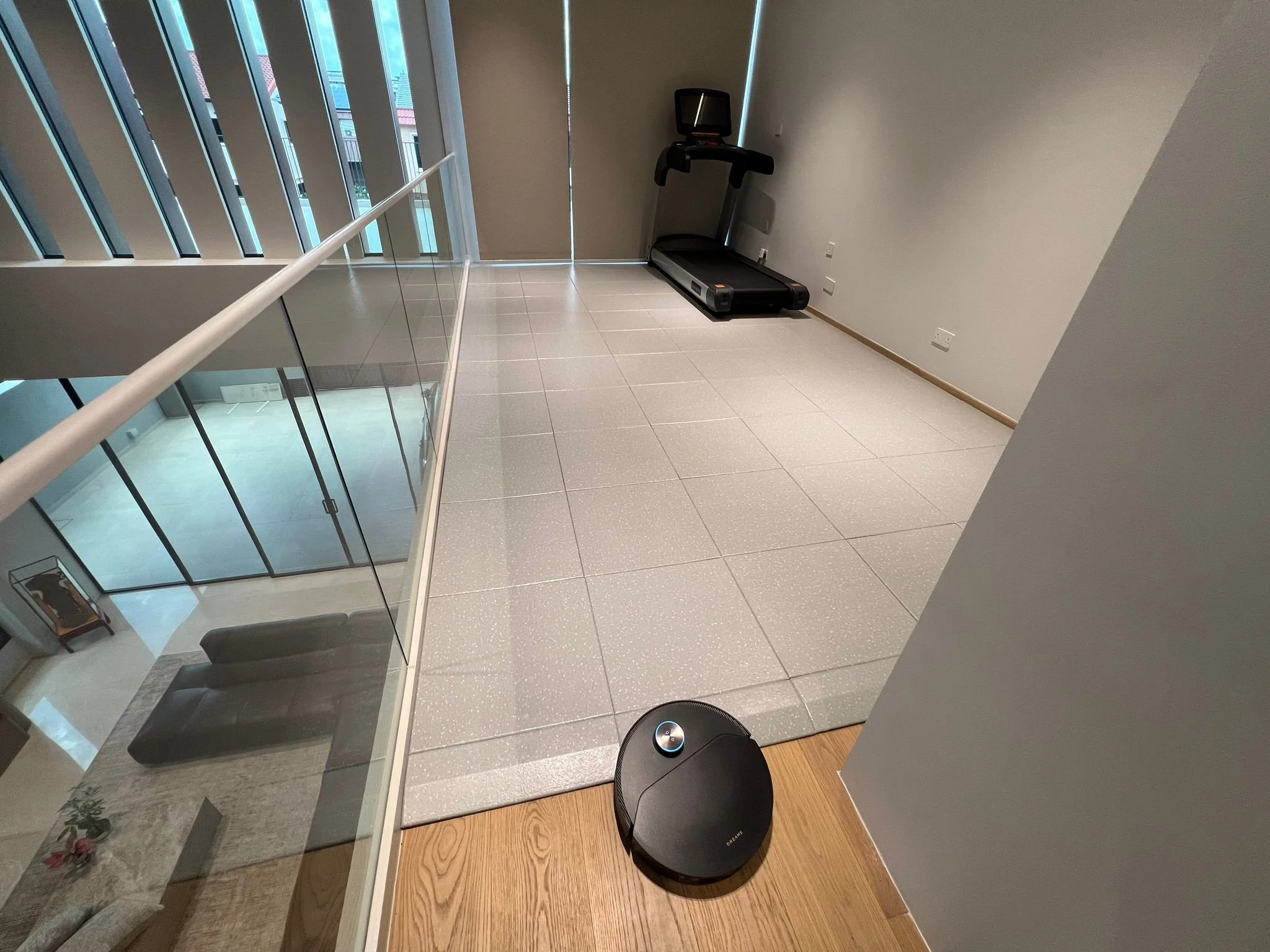 Laminated Rubber Gym Mats: Waterproof &amp; Easy Maintenance Gym Flooring in Singapore