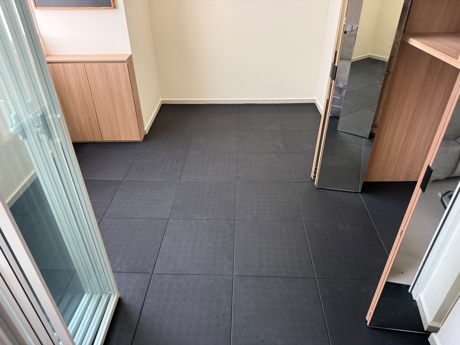 Another residential rubber flooring project completed 🏠

Not your usual square room &mdash; this space came with plenty of different edges, angles and walls that weren&rsquo;t perfectly straight. Each section was carefully measured, cut and fitted o