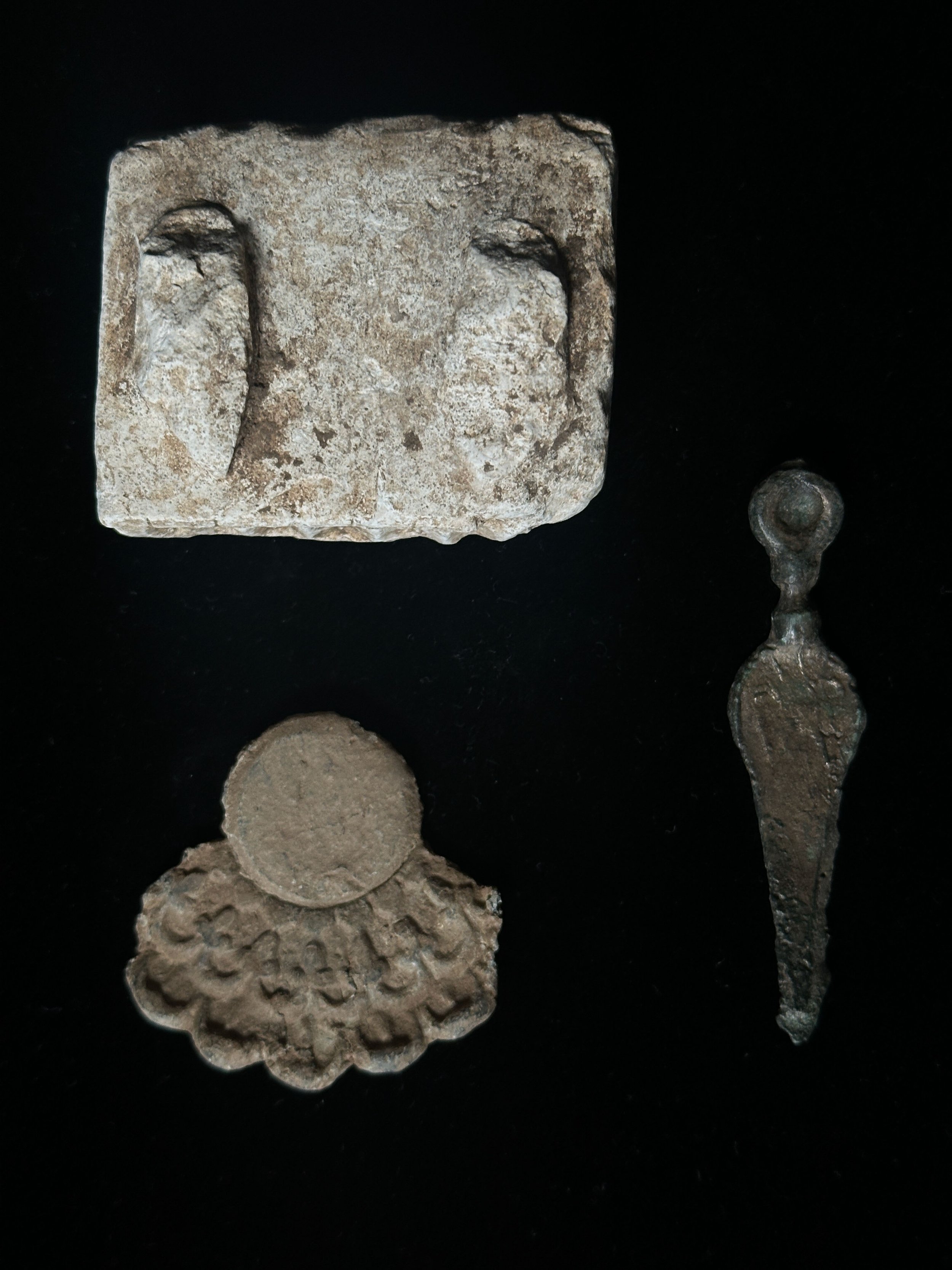 artifacts-1.jpg