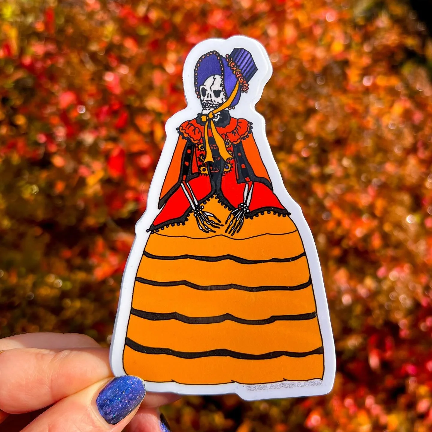 I love this time of year. 💀 Spooky stickers in the shop!

👻 erinlacerra.com/shopall/stickers

#spooky #samhain #halloween #ghost #skeleton #raven #macabre #autumn #stickers @stickerninja