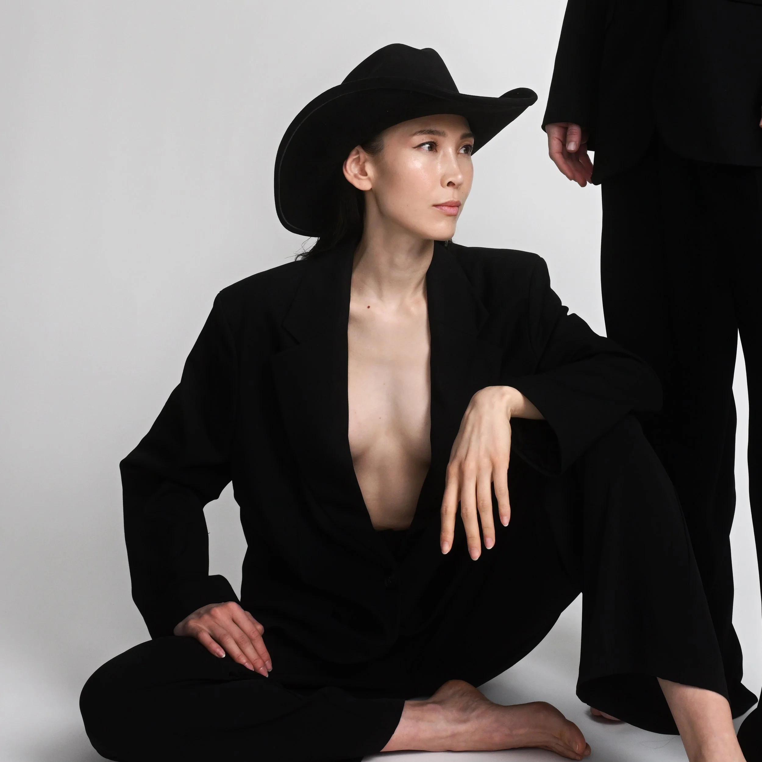 RebeccaRose_BlackCowboyHat2.jpg