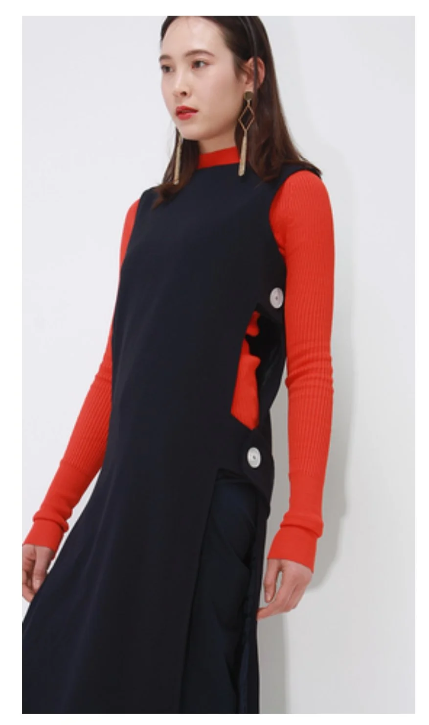RebeccaRose_LoeilFitting2.jpg