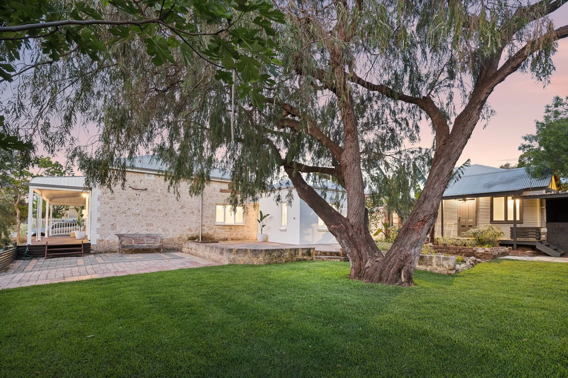 web_102 Edmund St, White Gum Valley 33.jpg