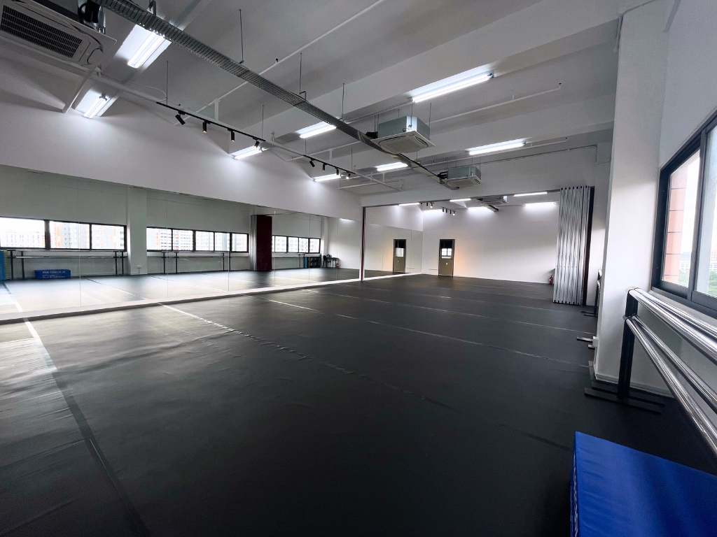 A large dance studio for rent in Singapore.