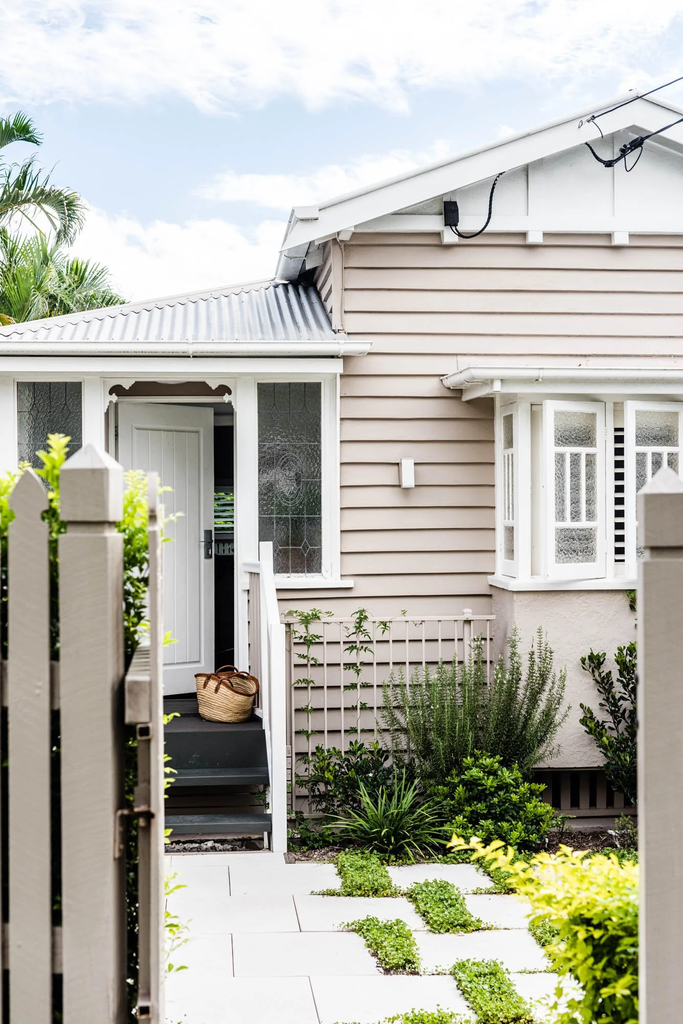 First Steps After Buying a Home: An Interior Design Guide 