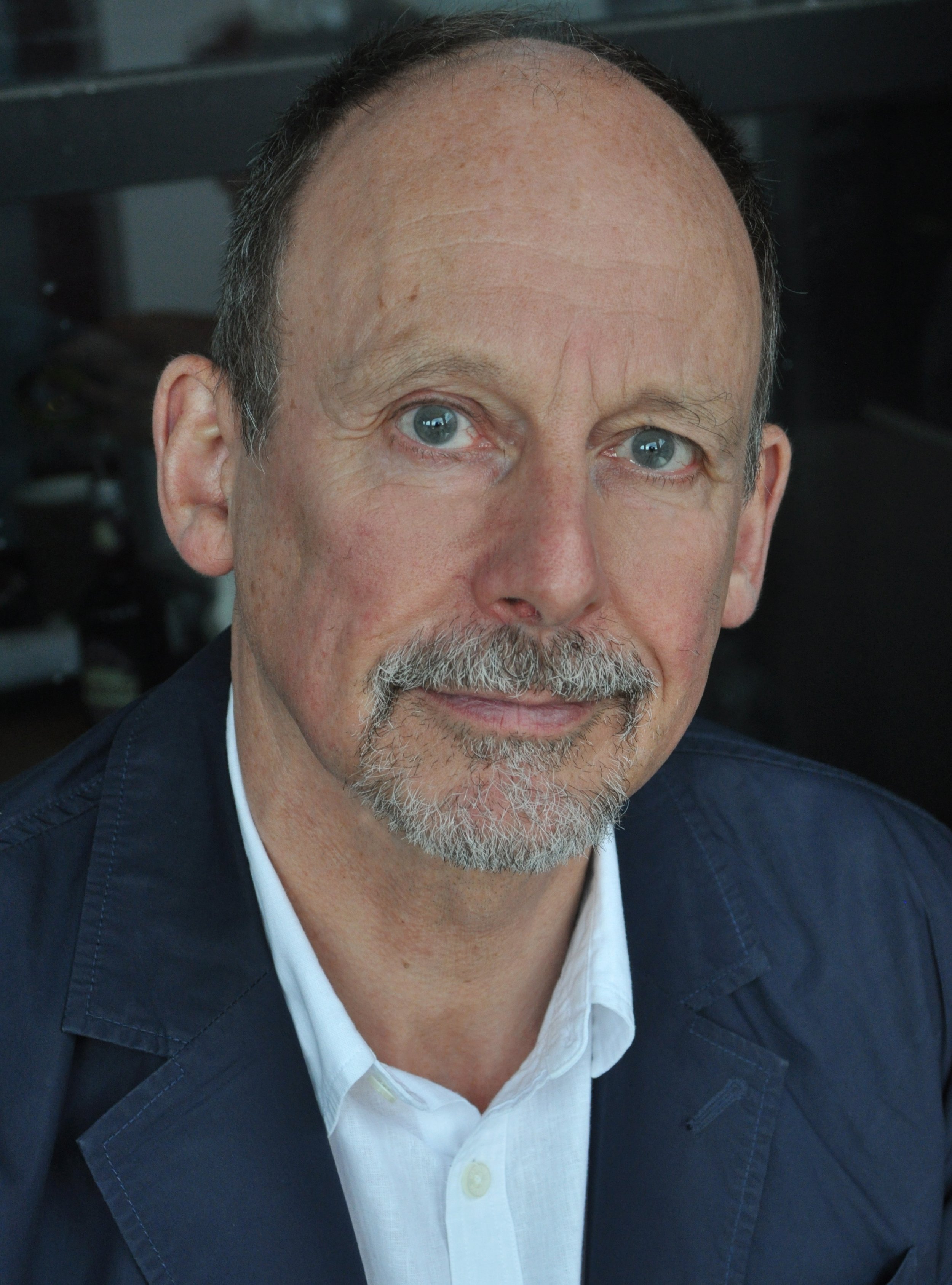 Simon Roberts - Tom