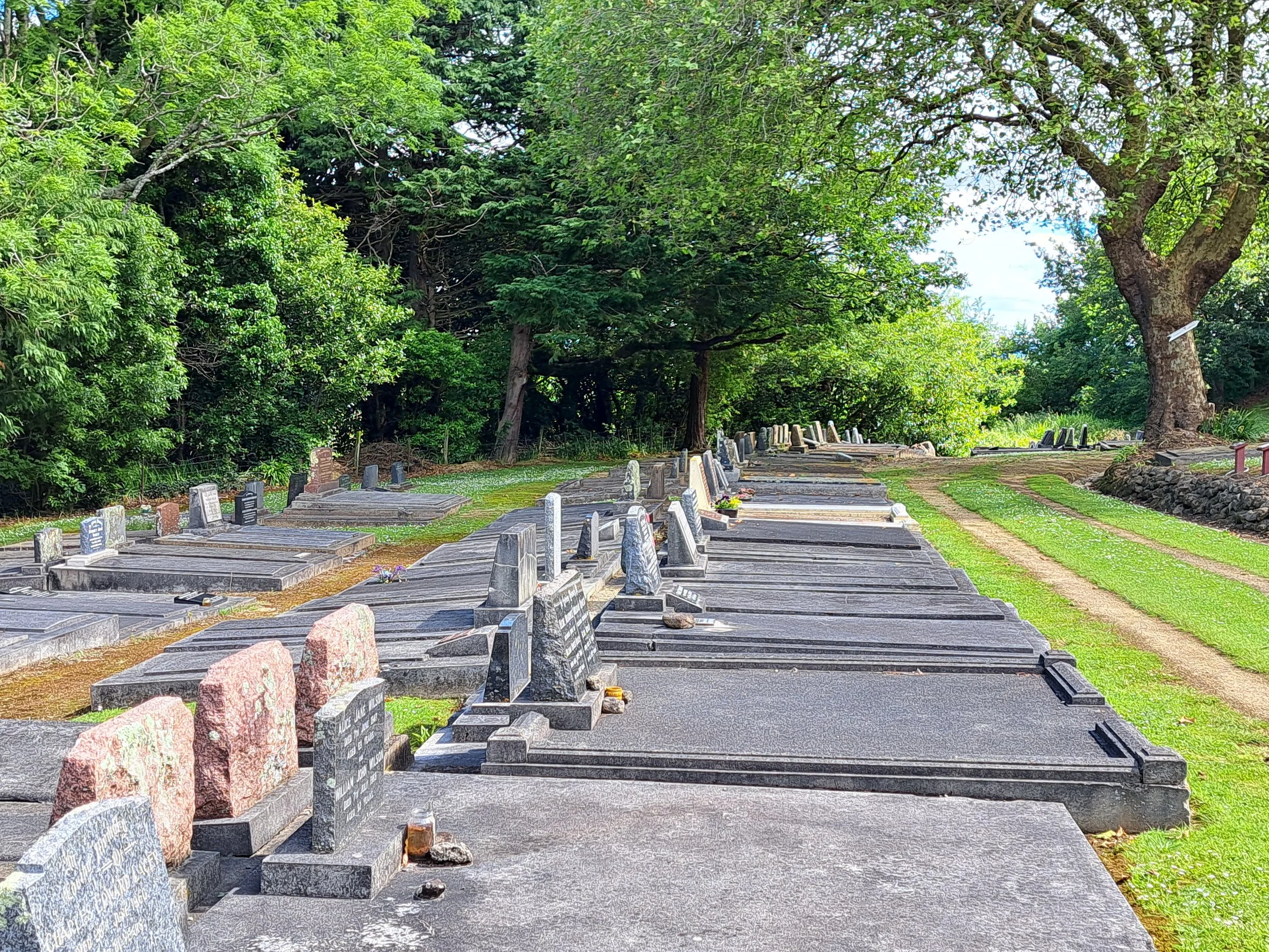 Gorge Cemetery Tours
