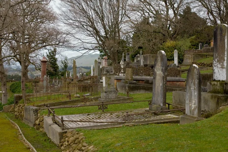 Old Gorge Cemetery Tour