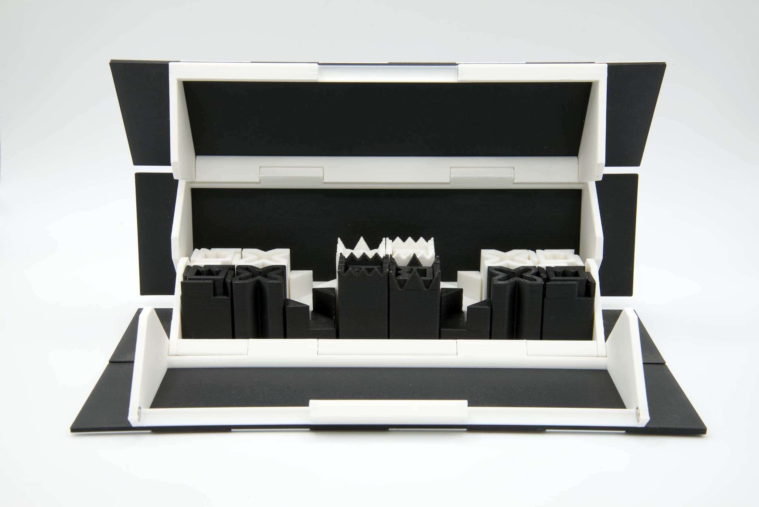 Set Chess game (1).jpg