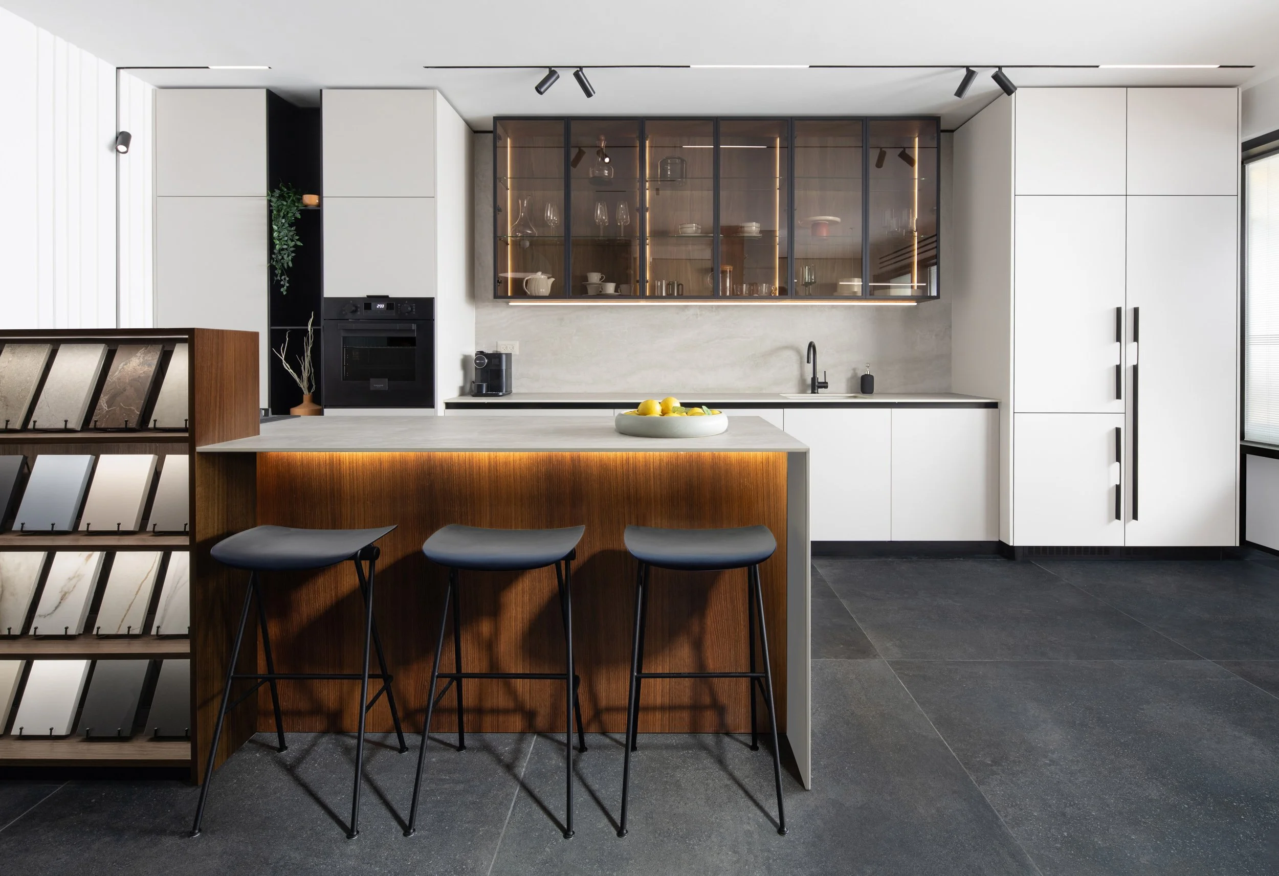 20-- photo by Ori Ackerman ©.JPG