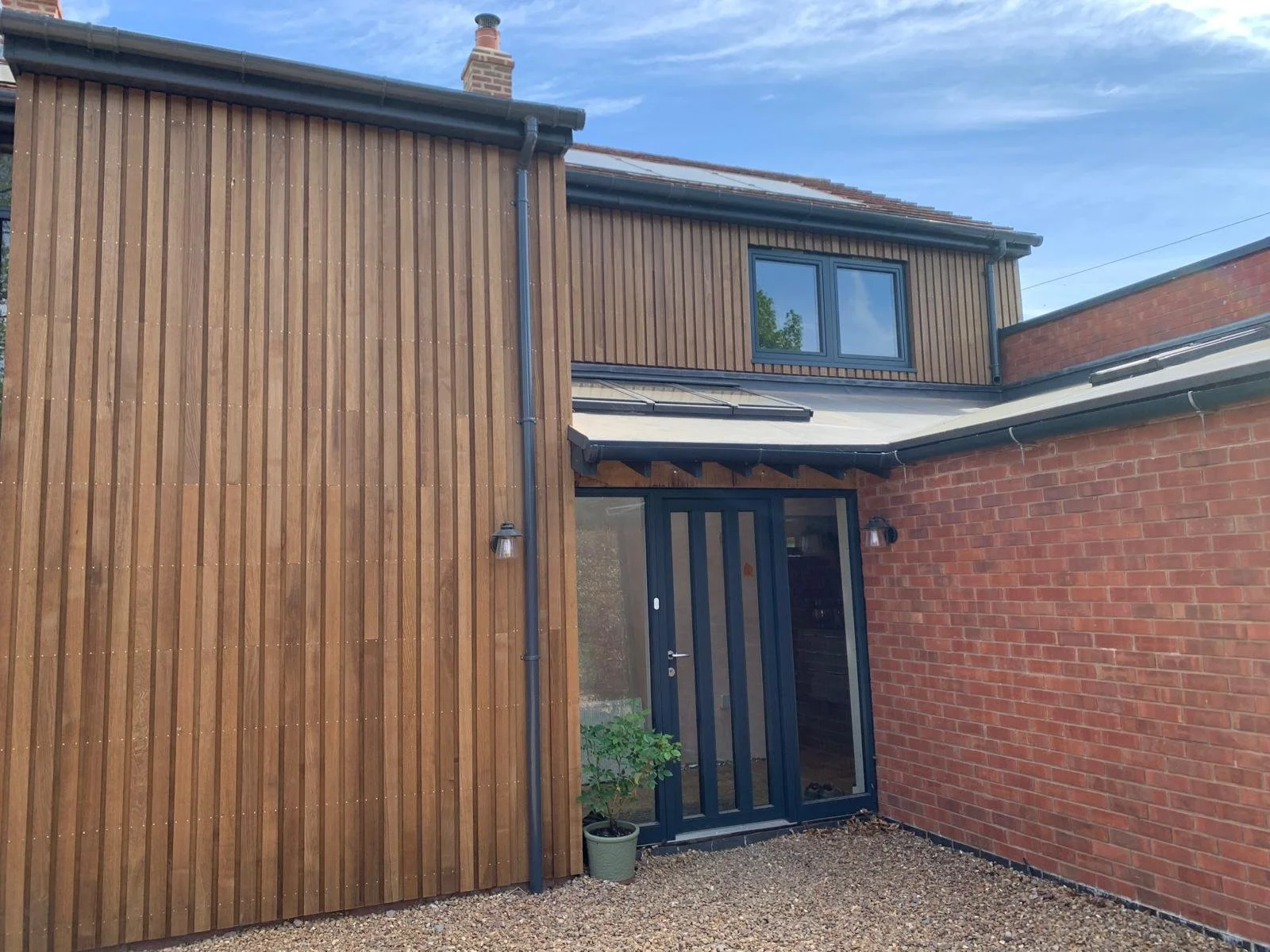 WhatsApp Image 2025-04-28 at 11.35.57_4db6d66e.jpg