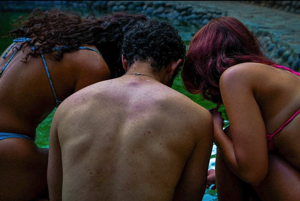 Film ‘Anverso, Reverso’ by Daniela Bustamante