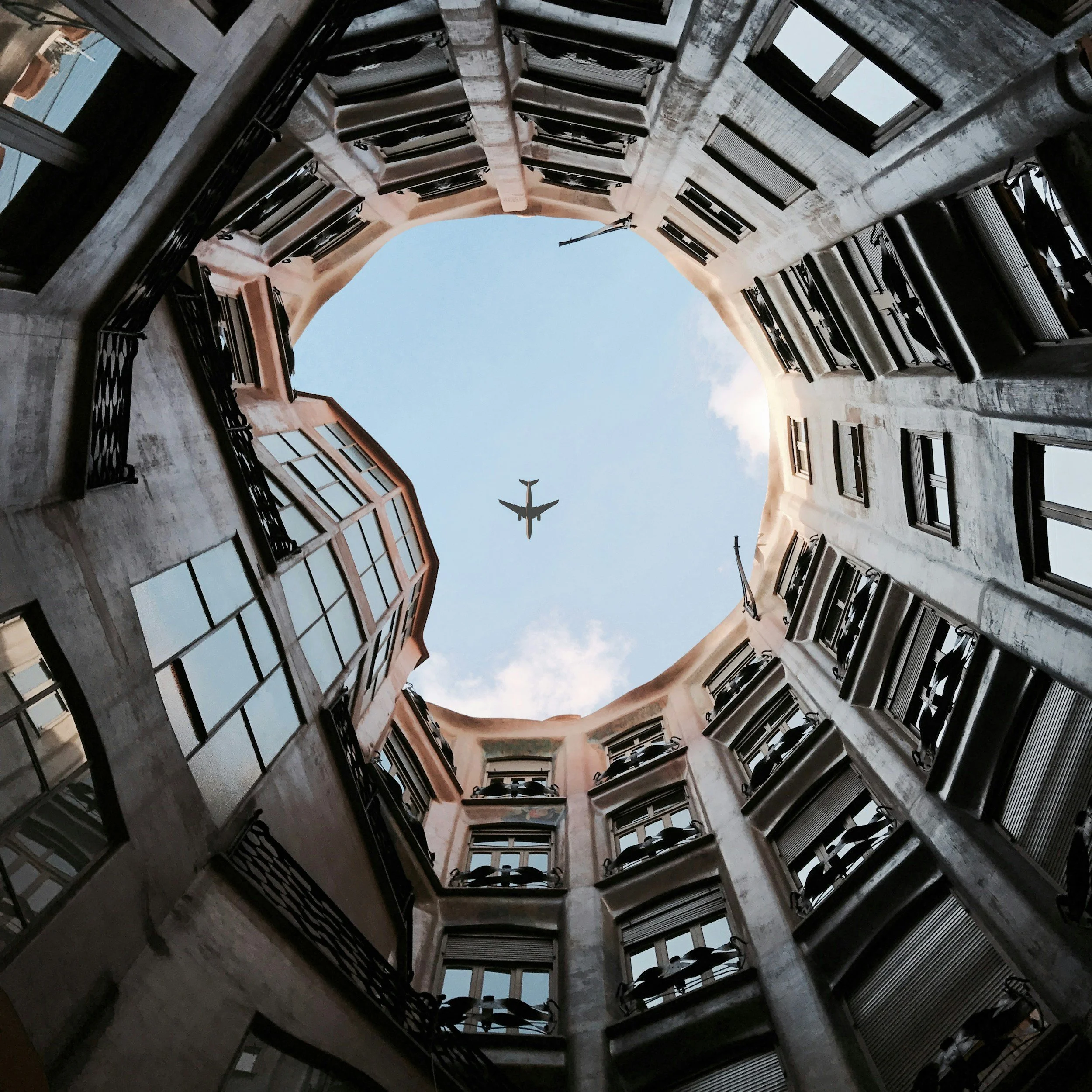 unsplash-image-GhZOsk0_moY.jpg