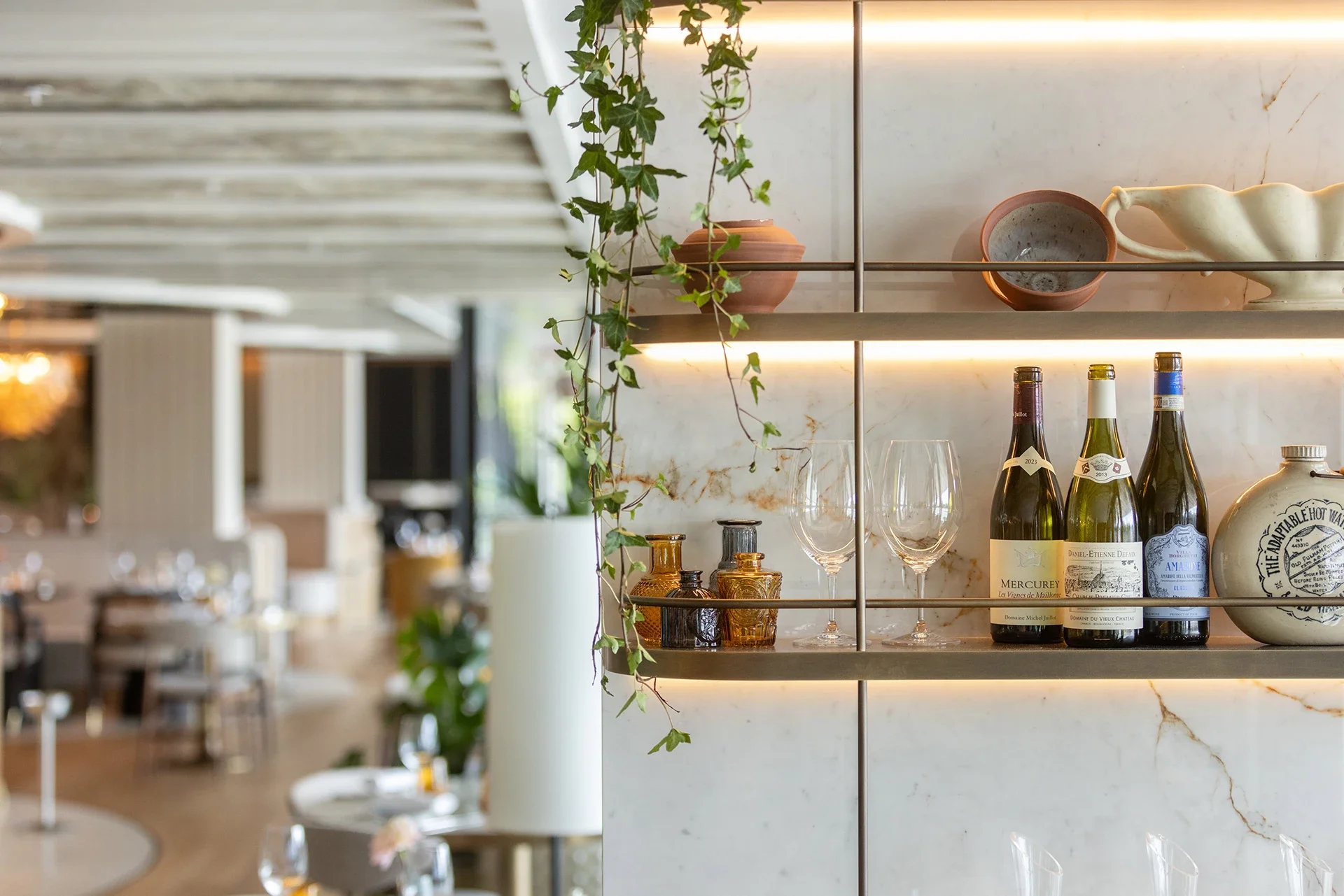 Constance Restaurant, details