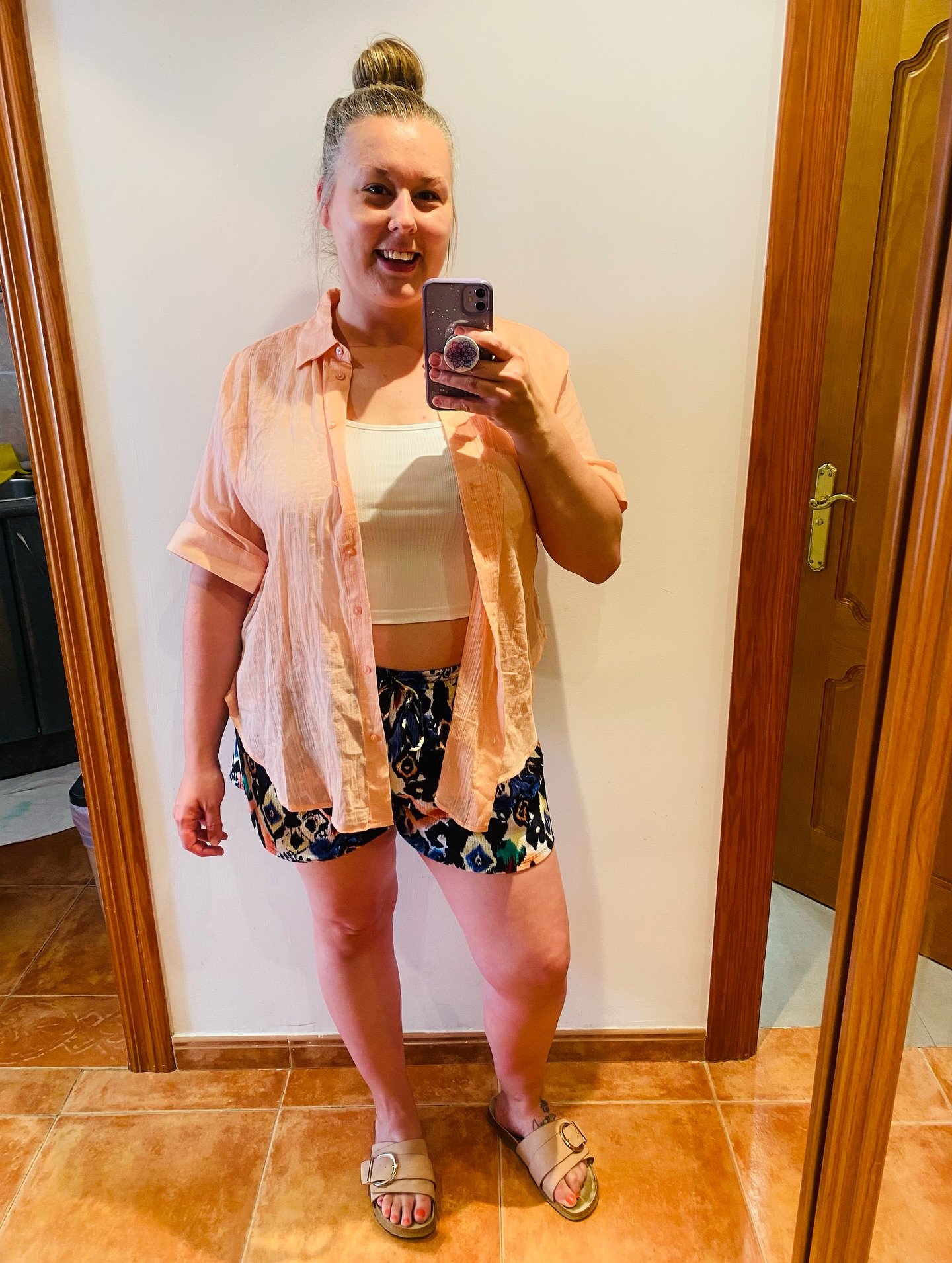 10 moments where I felt like a body confident babe&hellip;

1. A cute lil beach outfit in Spain 🇪🇸 
2. Photoshoot with @lhmediauk 📸 
3. THOSE trousers that make me feel 🔥
4. Flirty and floral with my bestie 🌸
5. Swimwear, but make it cute 👙
6. 