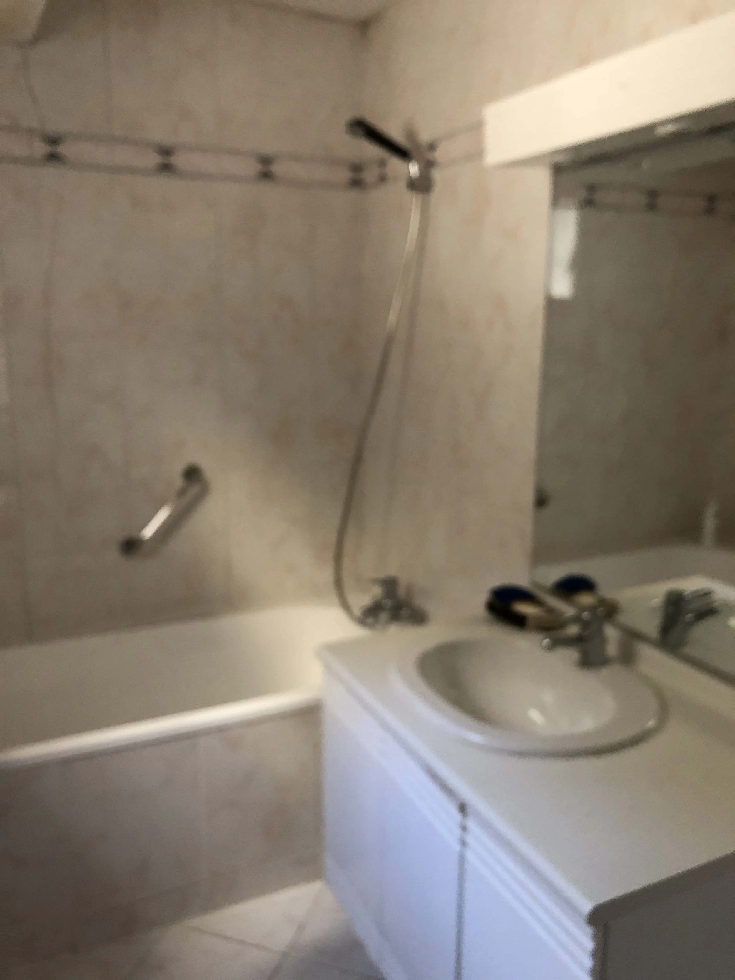 75B084D6-FA11-4AA8-B668-5FD6632CAF30.jpeg