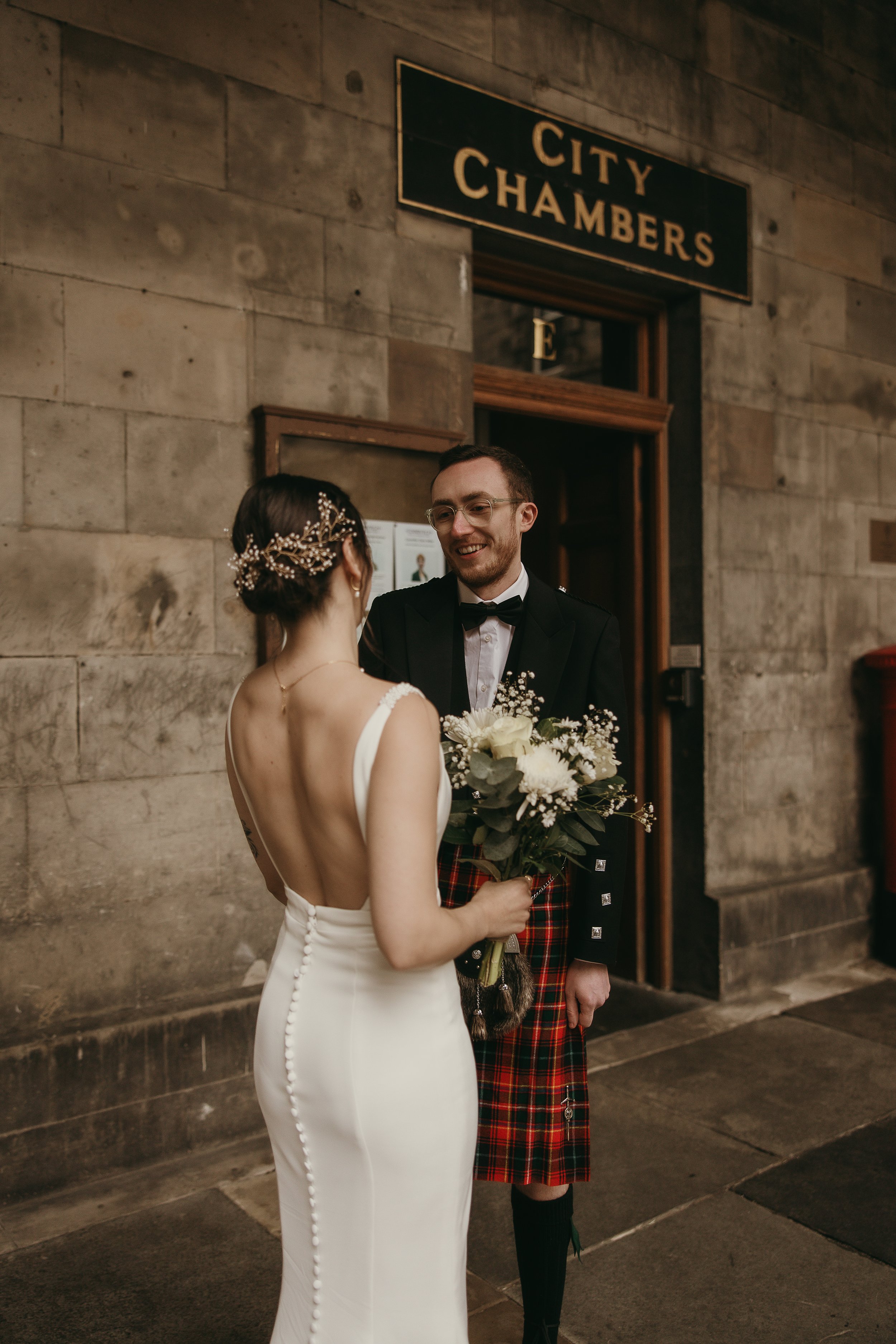 edinburgh-old-town-wedding-photography-hidden-close