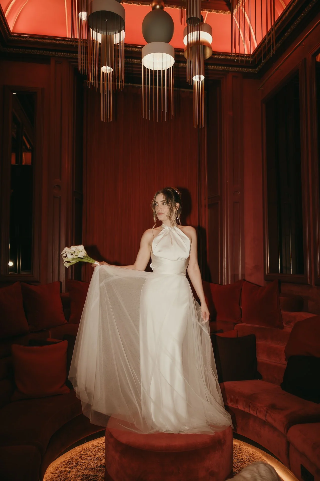 virgin-hotel-edinburgh-bride-posing-after-the-ceremony