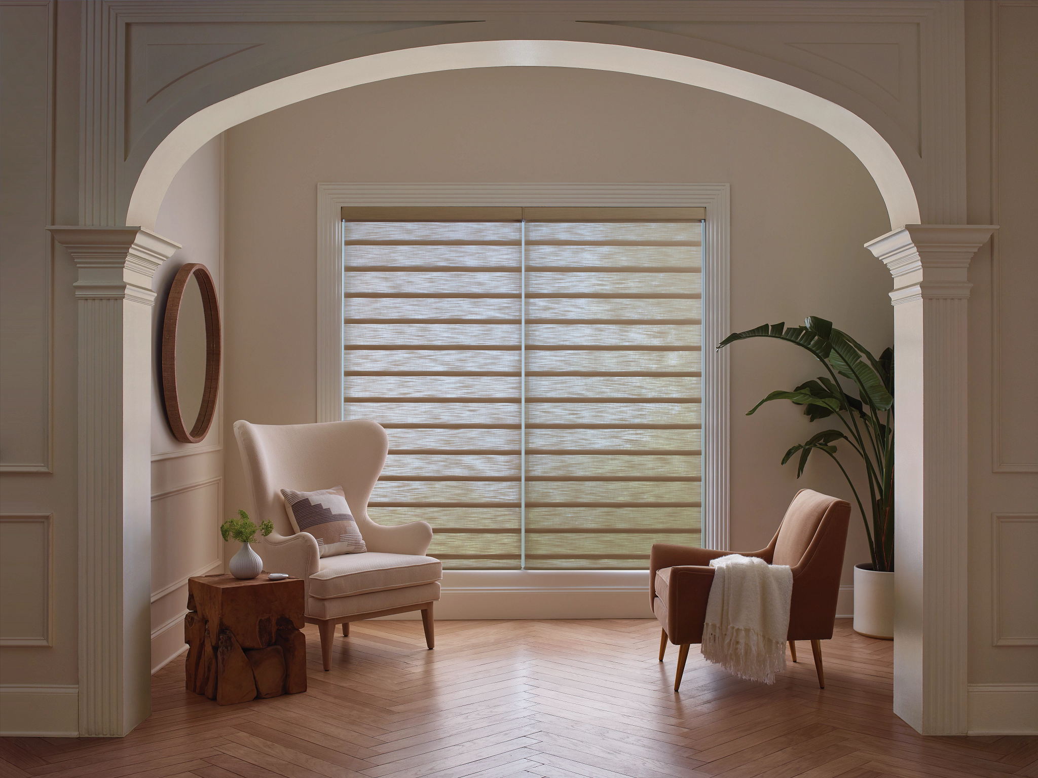 2021_VIG_Opacity_Sheer_Sitting Area_Closed.png