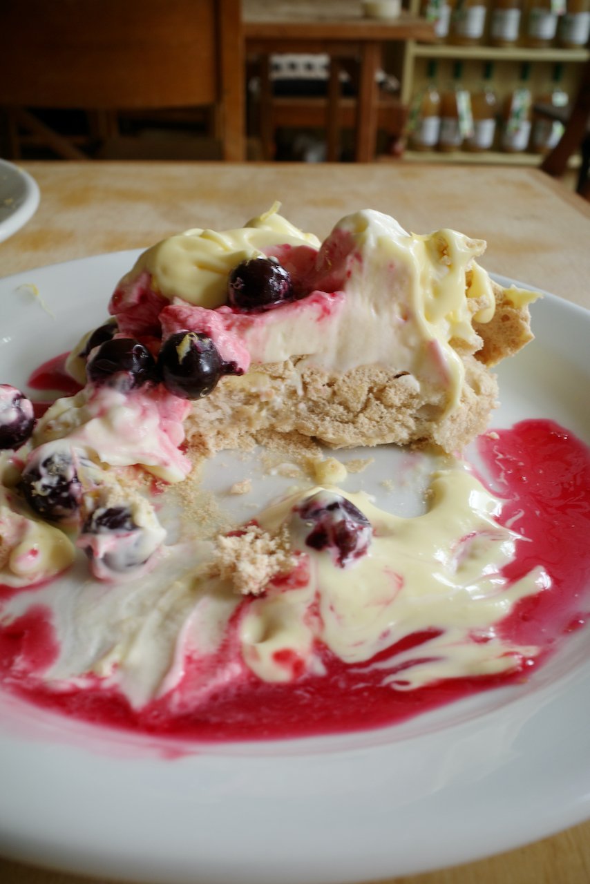Blackcurrant pavlova.jpeg