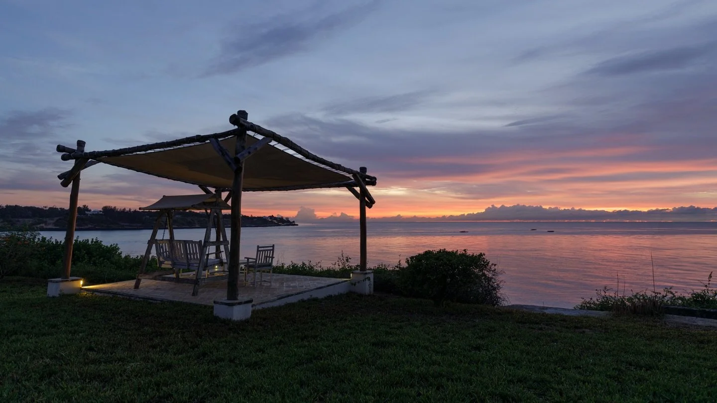 There&rsquo;s something sacred about the coast at Kilifi, the timeless dance of wind, tide, and light. Nderit House sits quietly on the clifftop overlooking the indian ocean in this harmony , offering guests not just a place to stay, but a place to r