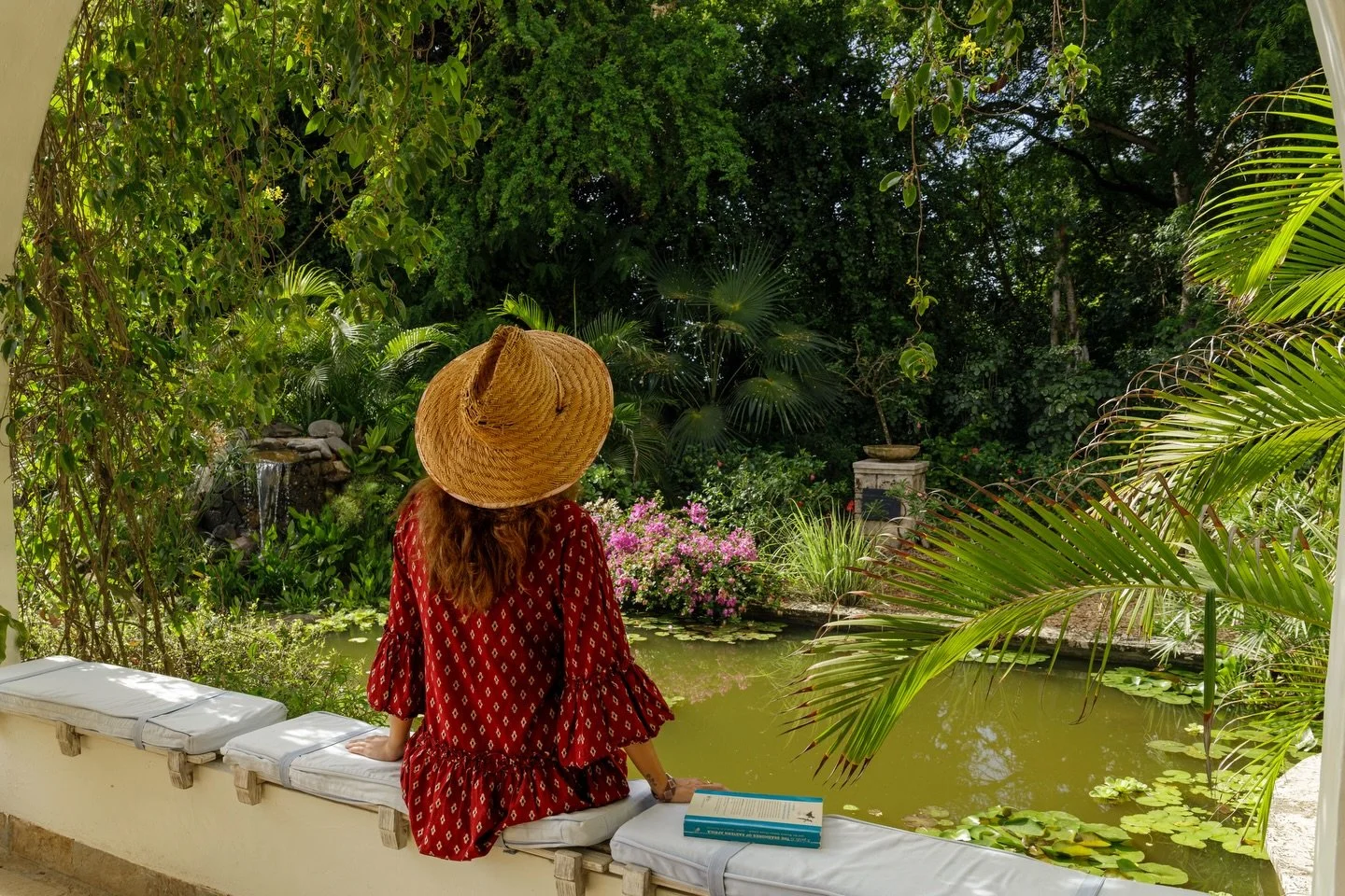 The perfect place to reconnect, where time slows and presence feels effortless.

For more information, please visit www.nderitkilifi.com or contact us at info@nderitkilifi.com. 

Photo: @imara.studios

#nderithouse #kilifi #coastalelegance #timelessl