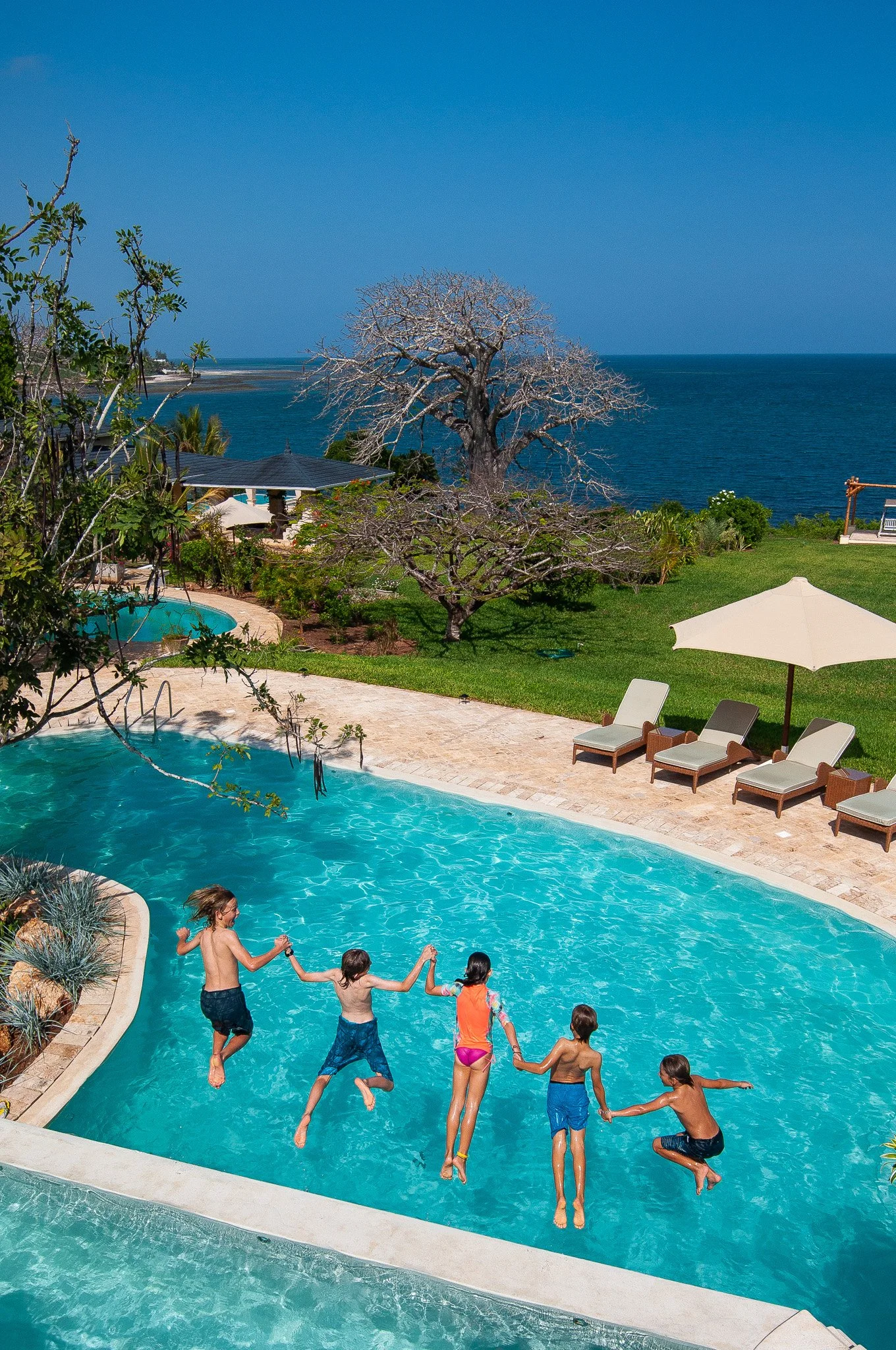 Nderit House - Kids in the Pool0009.jpg