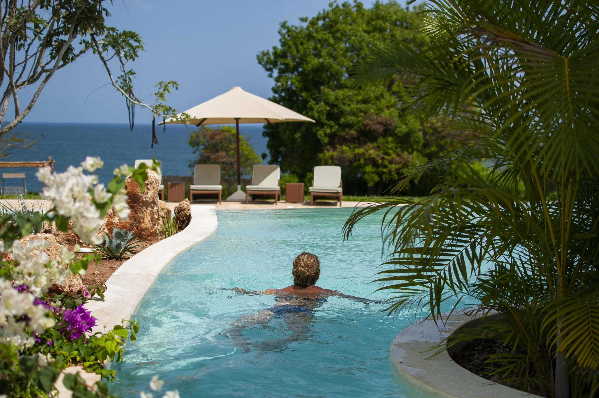 Nderit House -  in the Pool 0002.jpg
