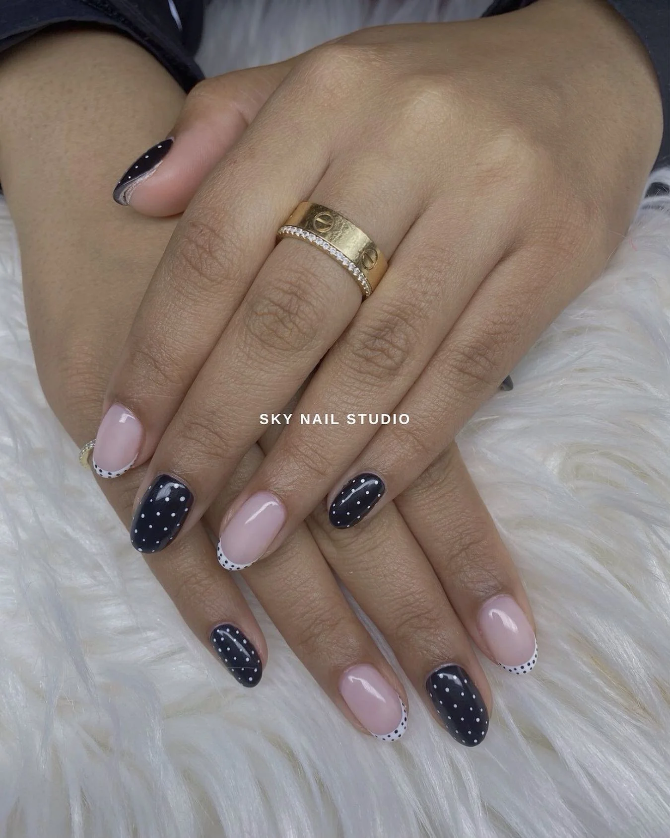 Beautiful nail design💝🤗💅🤍 #nail #nailsmississauga🇨🇦 #nailsofinstagram #nails💅 #nailstyle #nailstyle #nailsmississauga #nails2026❤️❤️ #nailsforever ☎️905-890-8881 to book your appointment @skynail.sauga