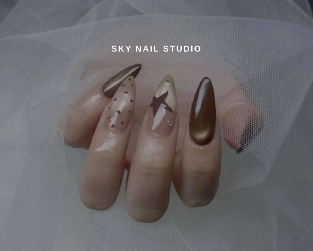 Custom nails design⭐️⭐️
☀️🌸💅 #nail #nailsofinstagram #nails💅 #nailstyle #nailstyle nailsmississauga nails2026❤️❤️ nailsforever ☎️905-890-8881 to book your appointment @skynail.sauga