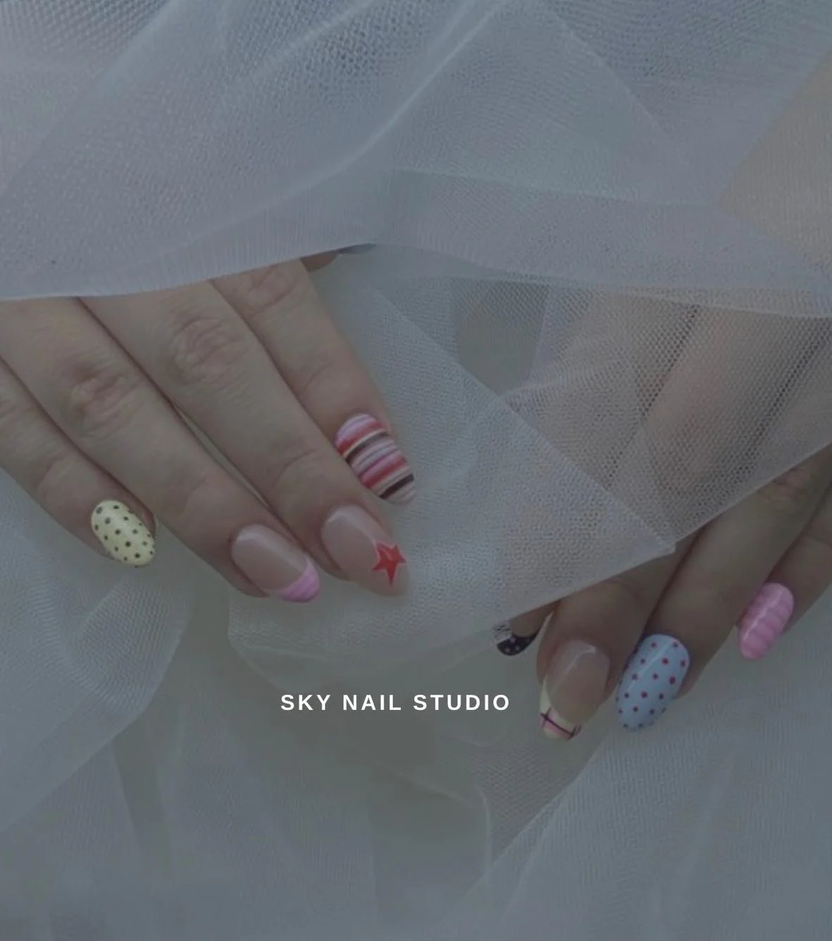 Gorgeous nail design on each nail🌸🍒💖💕💌
☀️🌸💅 #nail #nailsofinstagram #nails💅 #nailstyle #nailstyle nailsmississauga nails2026❤️❤️ nailsforever ☎️905-890-8881 to book your appointment @skynail.sauga