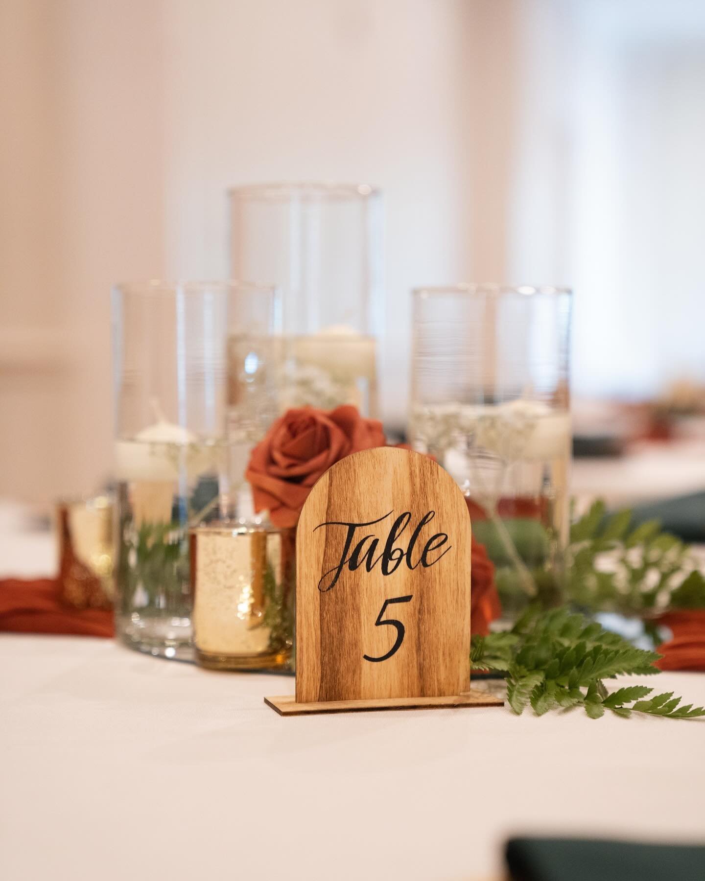 ✨The Details ✨ No Filter Necessary 💍

Breana + Porschea 9.28.24 

Venue: @springsvenuecypress 
Planner/Coordinator: @emani_events 
Hair: @stylez_by_megan | @laidbyliyah_
Loctician: @louiziana_bred 
Makeup: @iriejadebeauty 
Photographer: @dulamedia 
