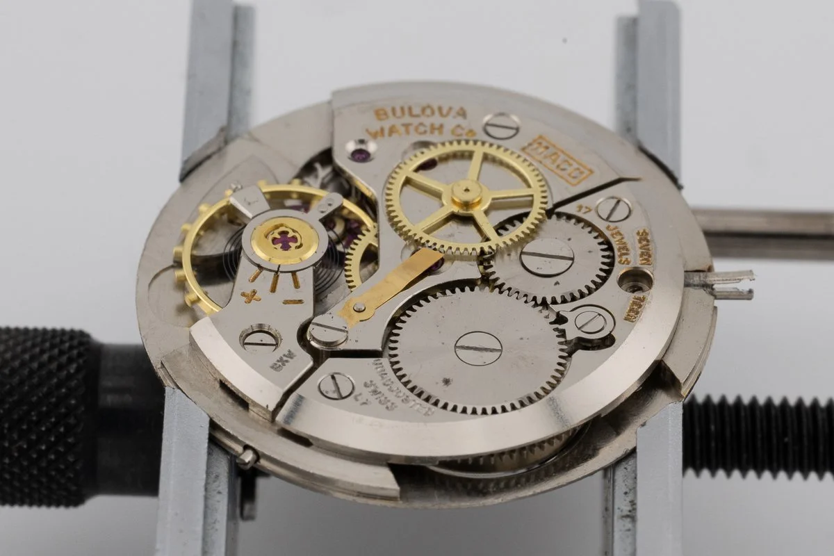 Bulova 1957 SS Manual 003.jpg