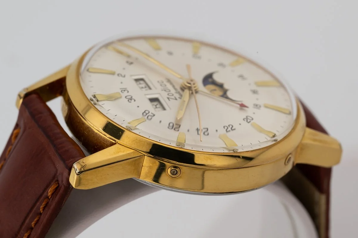 Zodiac 743-908 Triple Calendar Moon Phase Auto 004.jpg