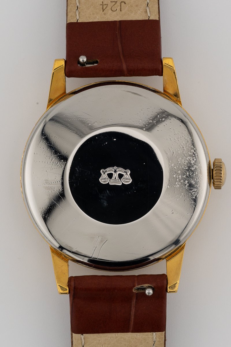 Zodiac 743-908 Triple Calendar Moon Phase Auto 005.jpg