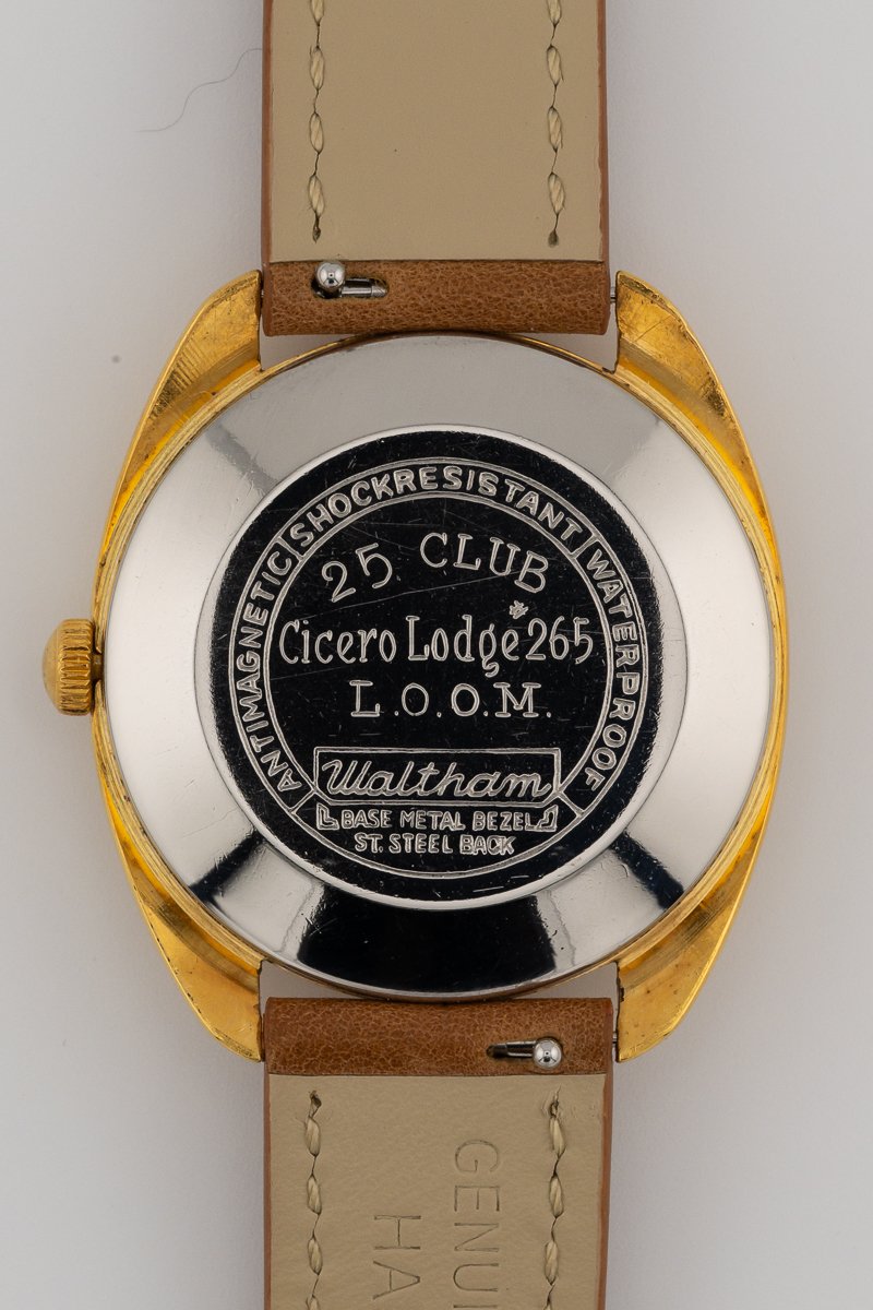 Waltham JB 138J Gold Automatic 005.jpg