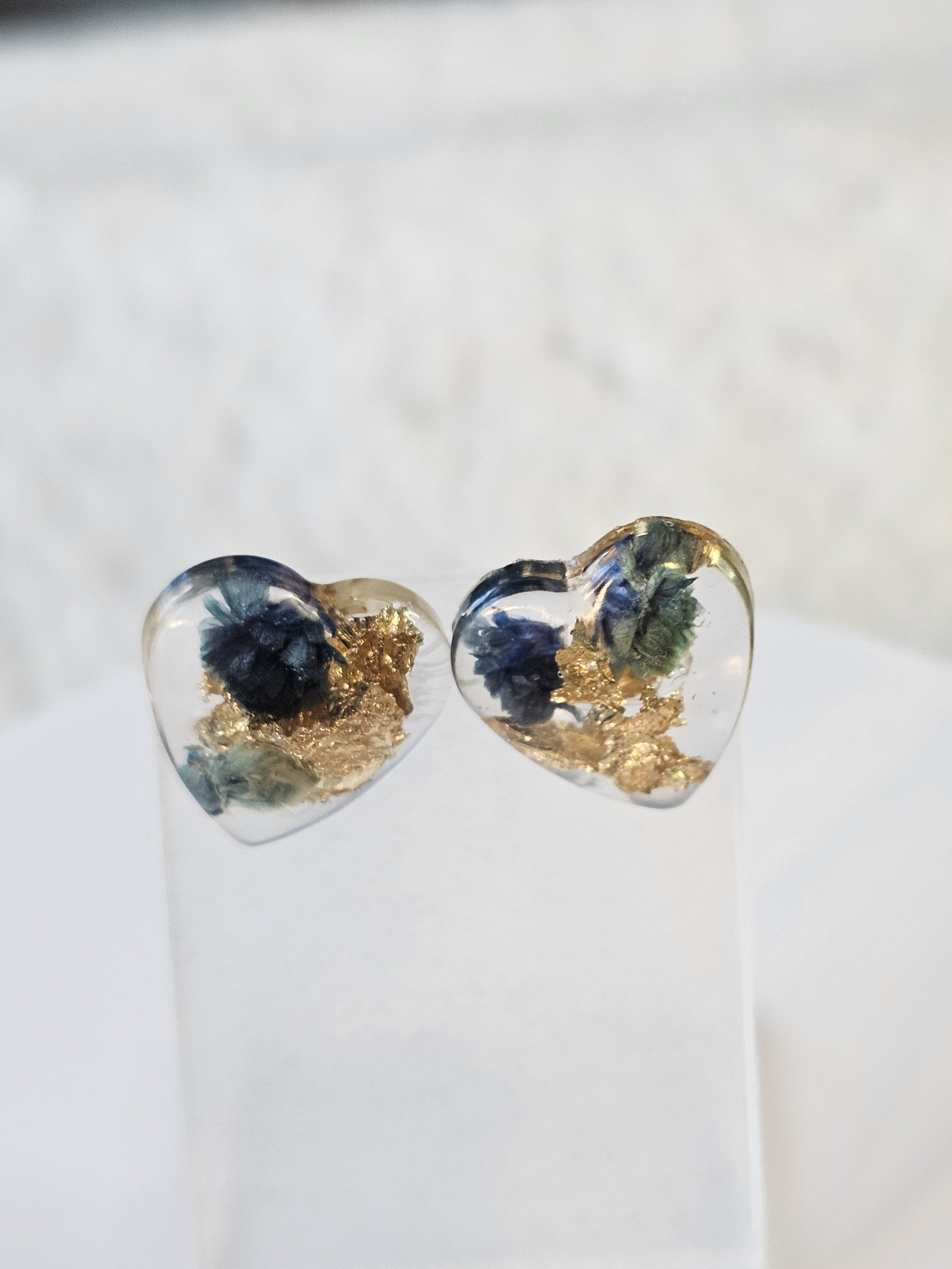 S Heart Blue Gold Foil Stud