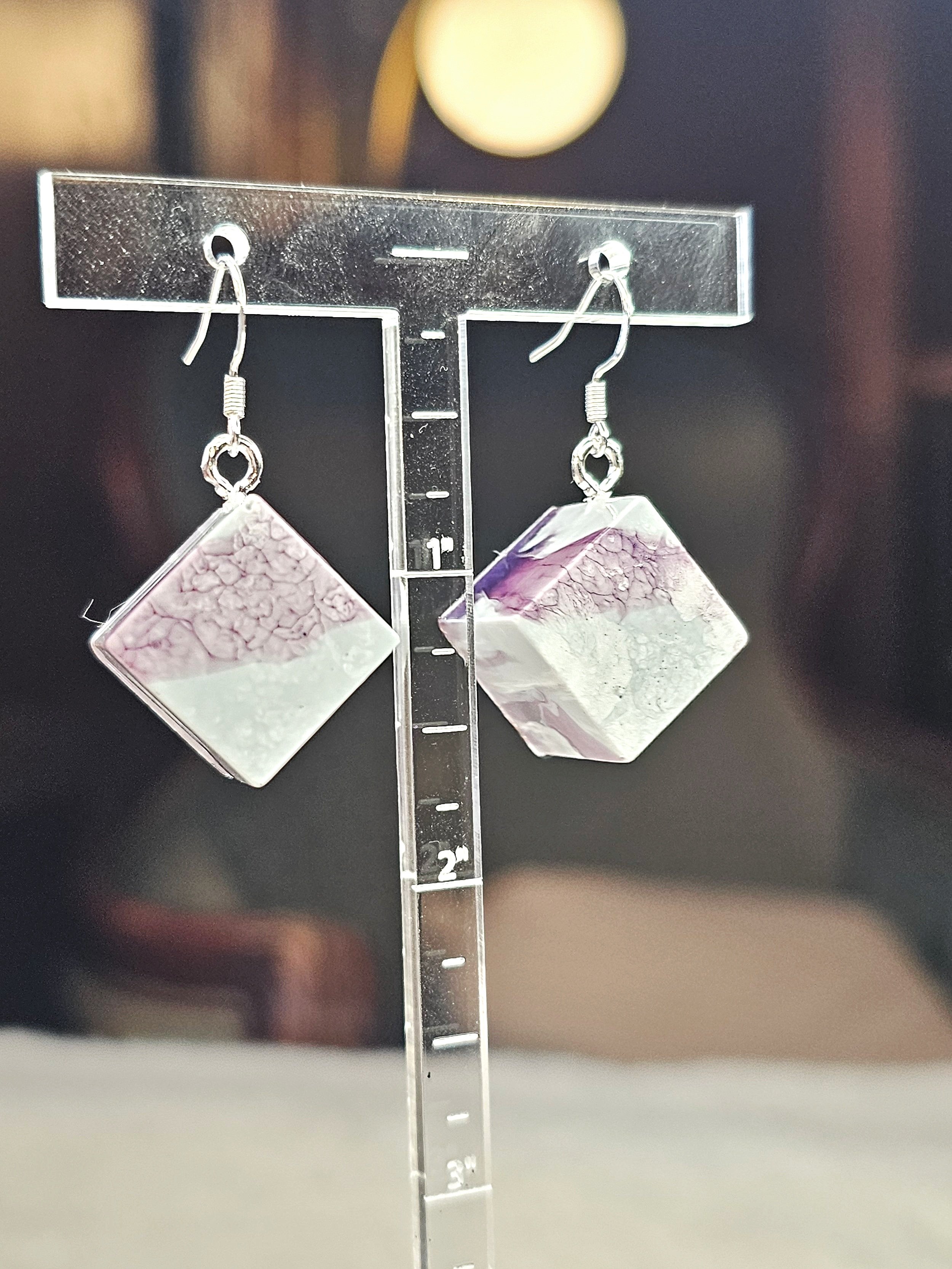 S/M Ice Gray Purple Cube Dangle