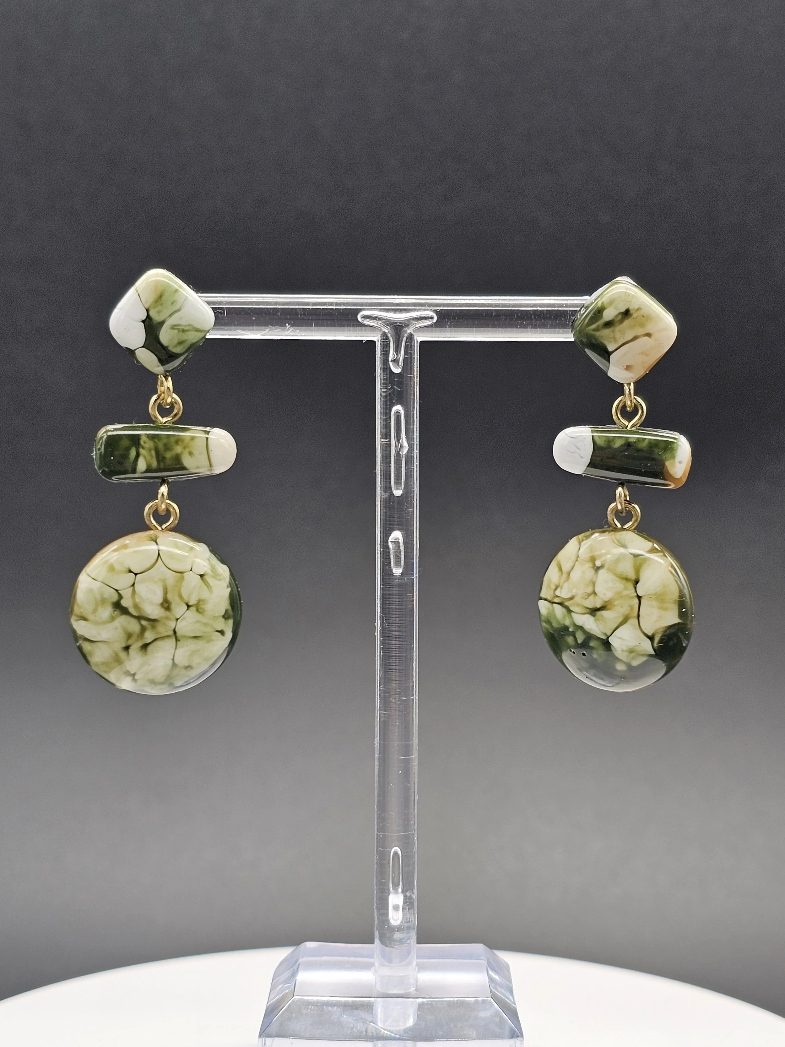 S/M Green Speckle Three Tier Dangle